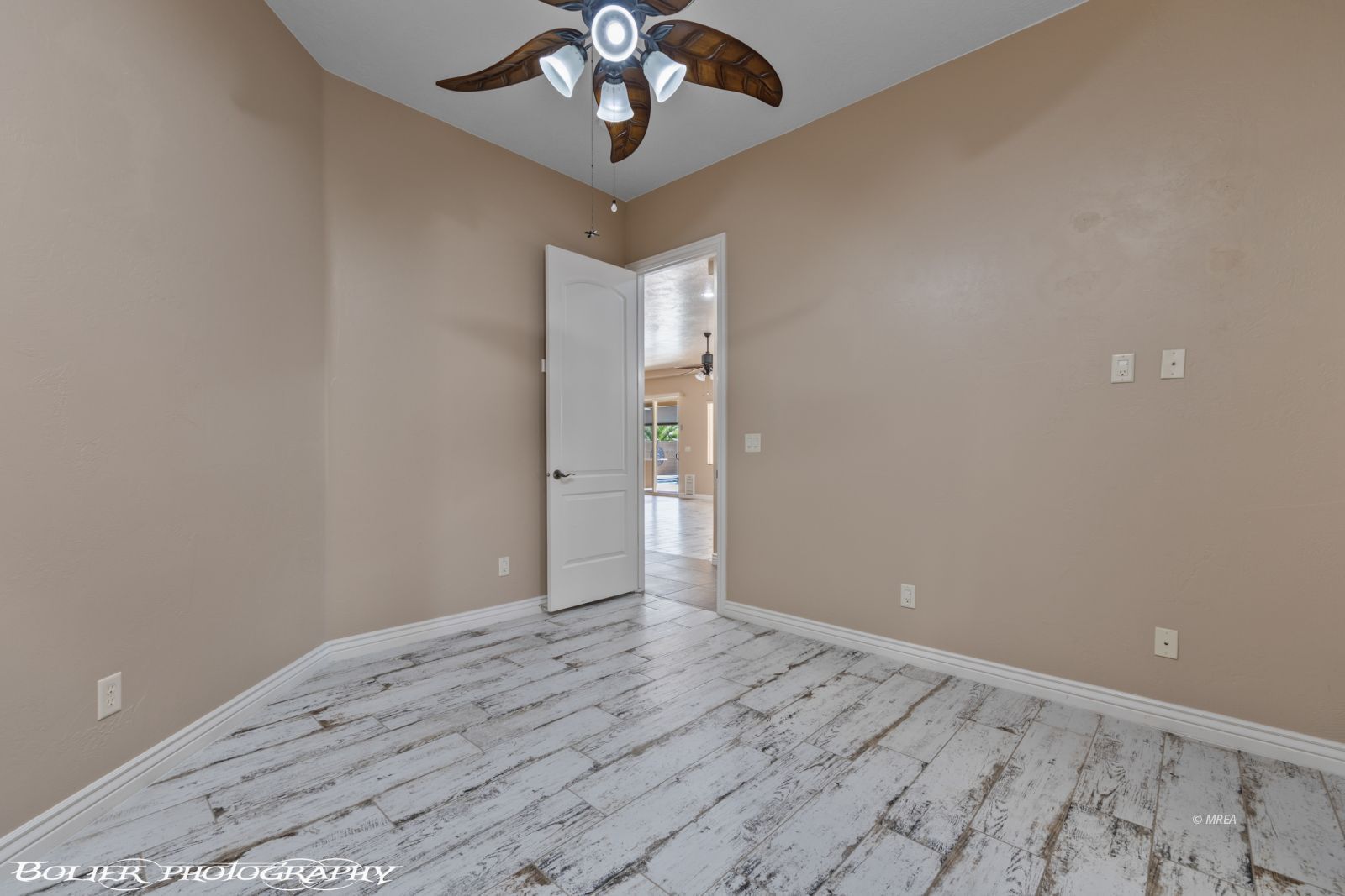 420  Sublimity Crest 