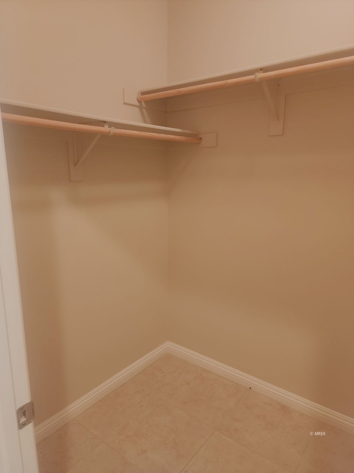 1355  Huntington Heights 