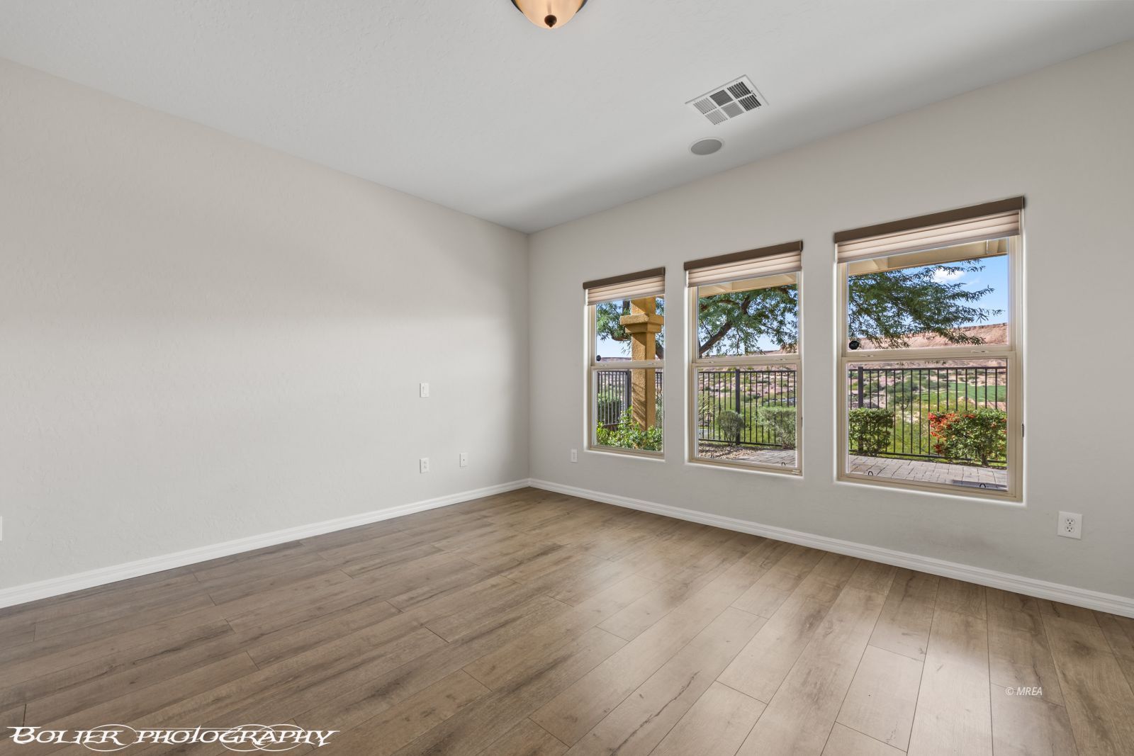 1113  Split Rail Ave