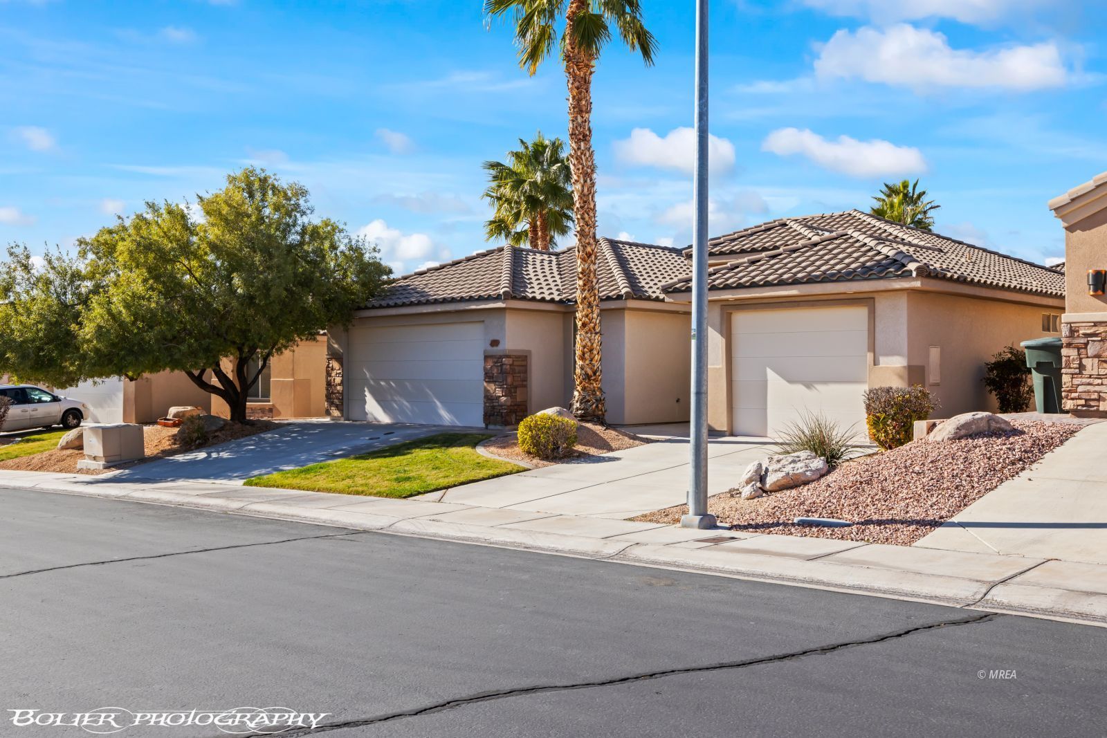 1389  Vista Del Ciudad Dr 