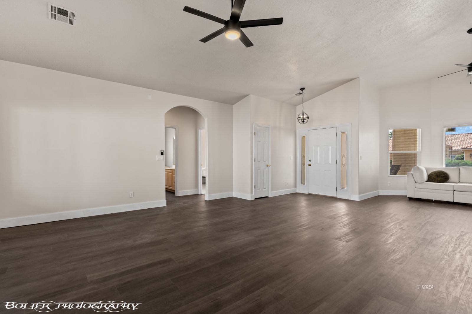 589  Casa Grande Cir