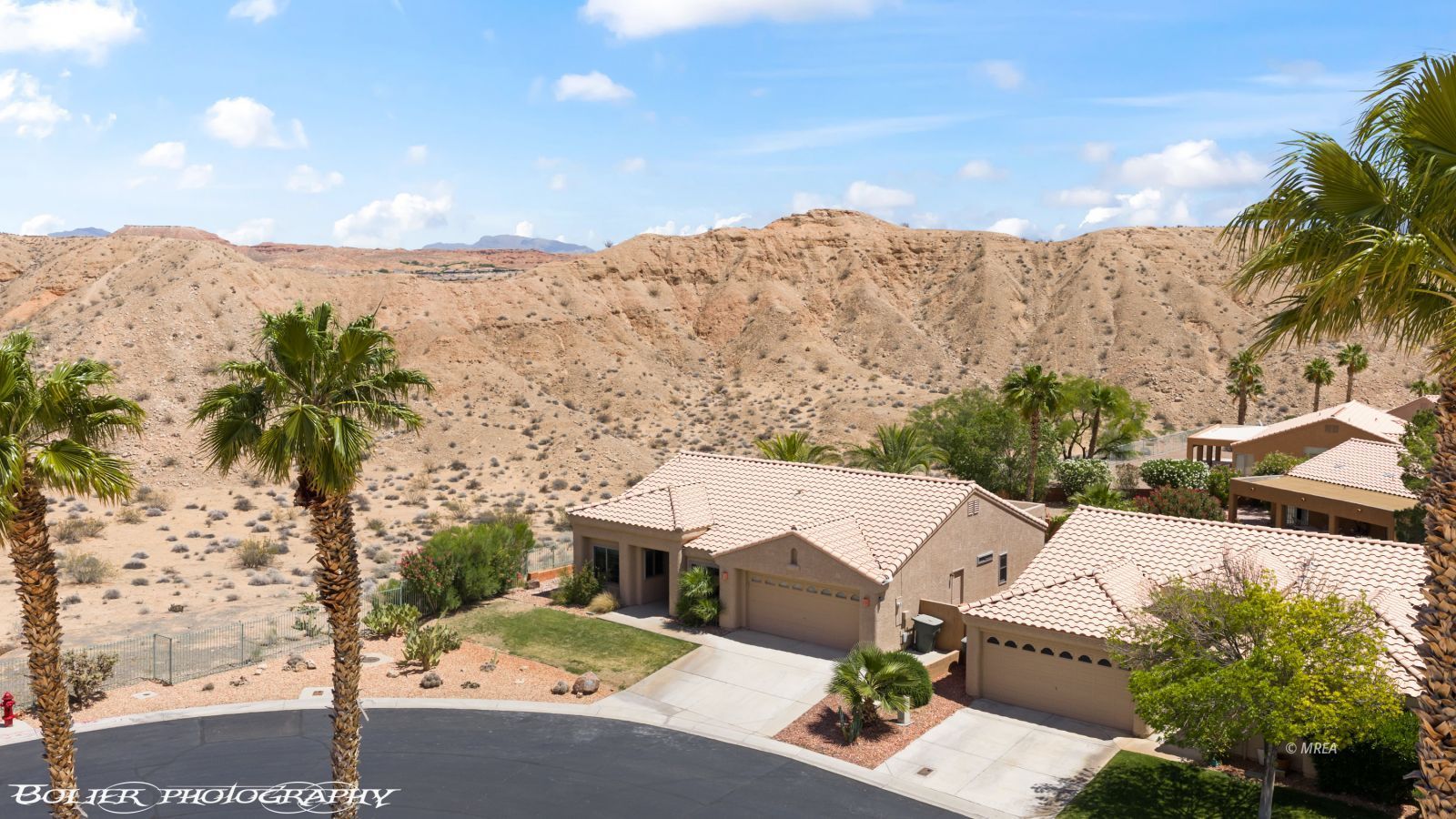 998  Opal St