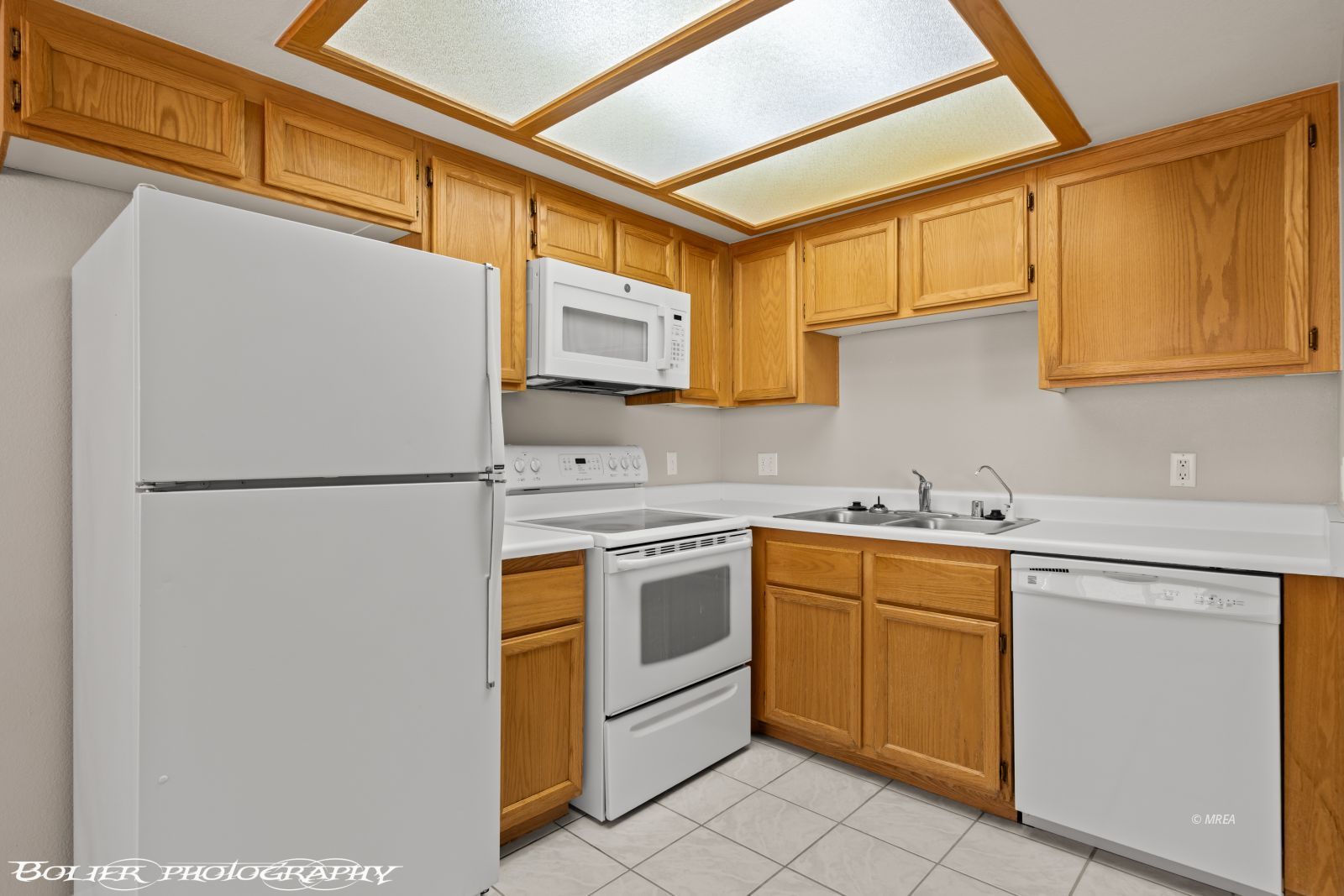 957  Mesquite Springs Dr #201