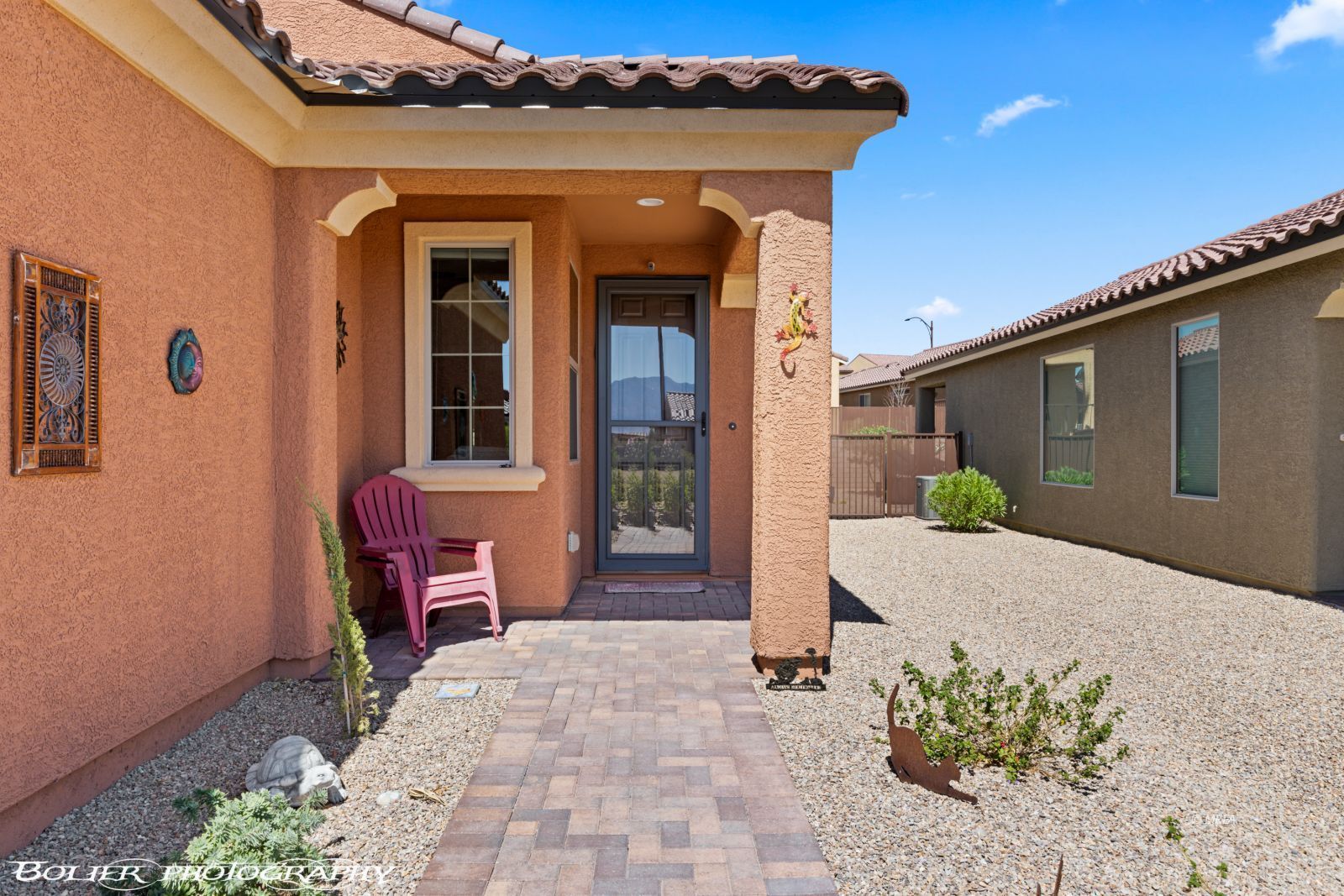 1135  Crestline Lane 