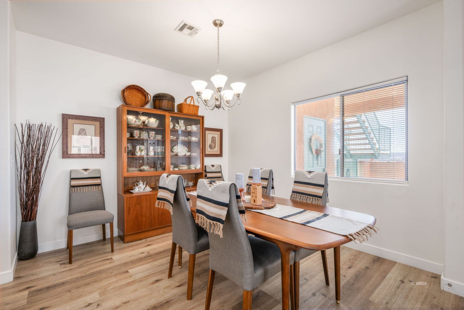 470  Turtle Back Rd #9B