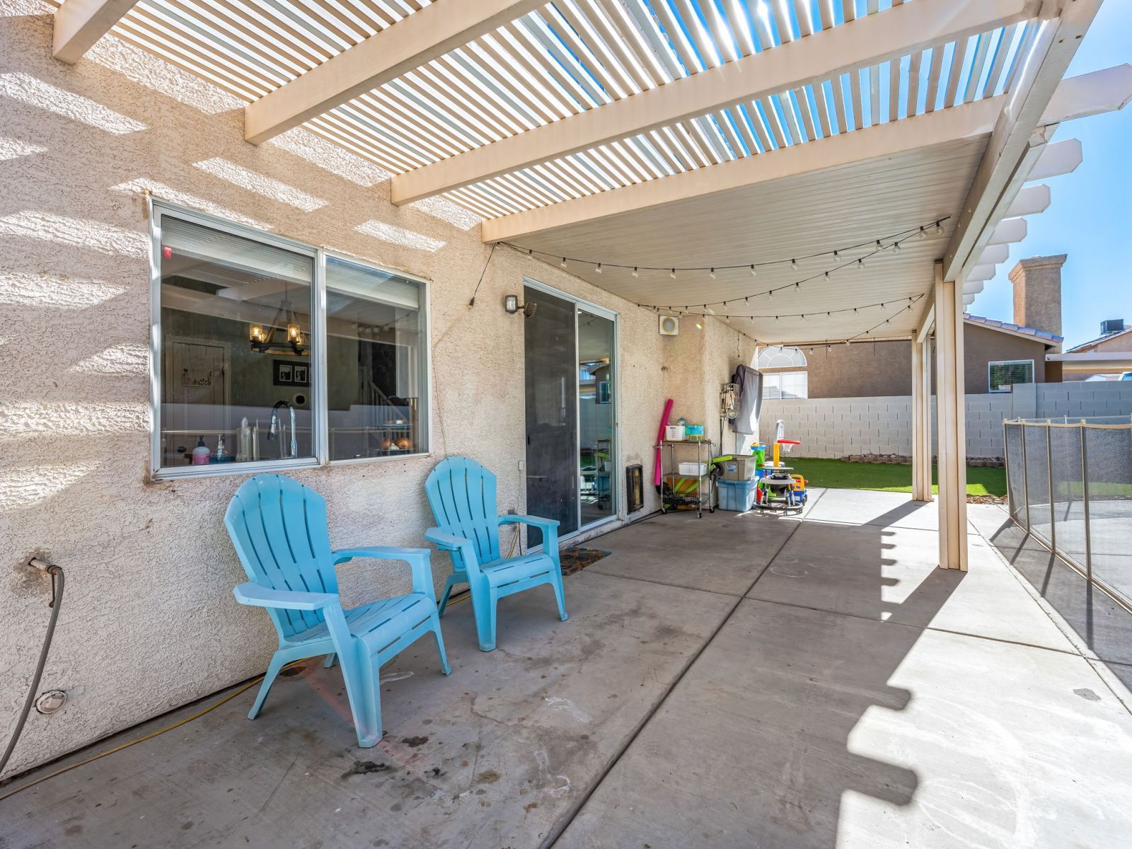 2199  Maple Shade St