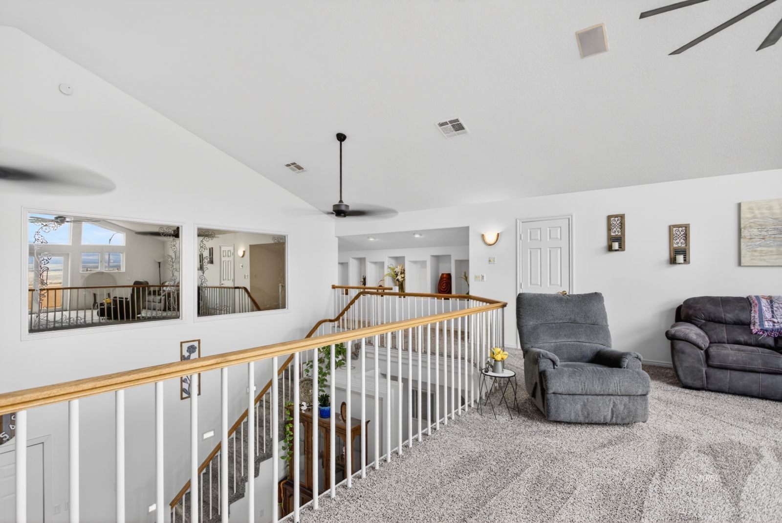 414  Crystal Canyon Dr