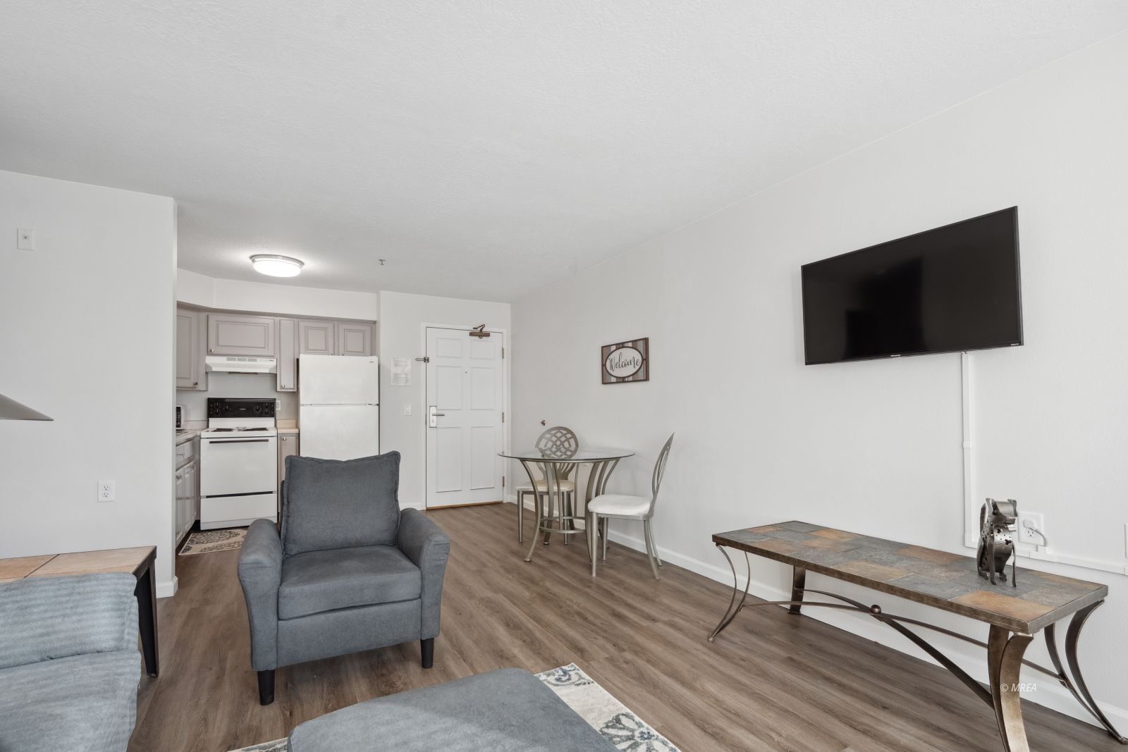 555  Highland Dr #227