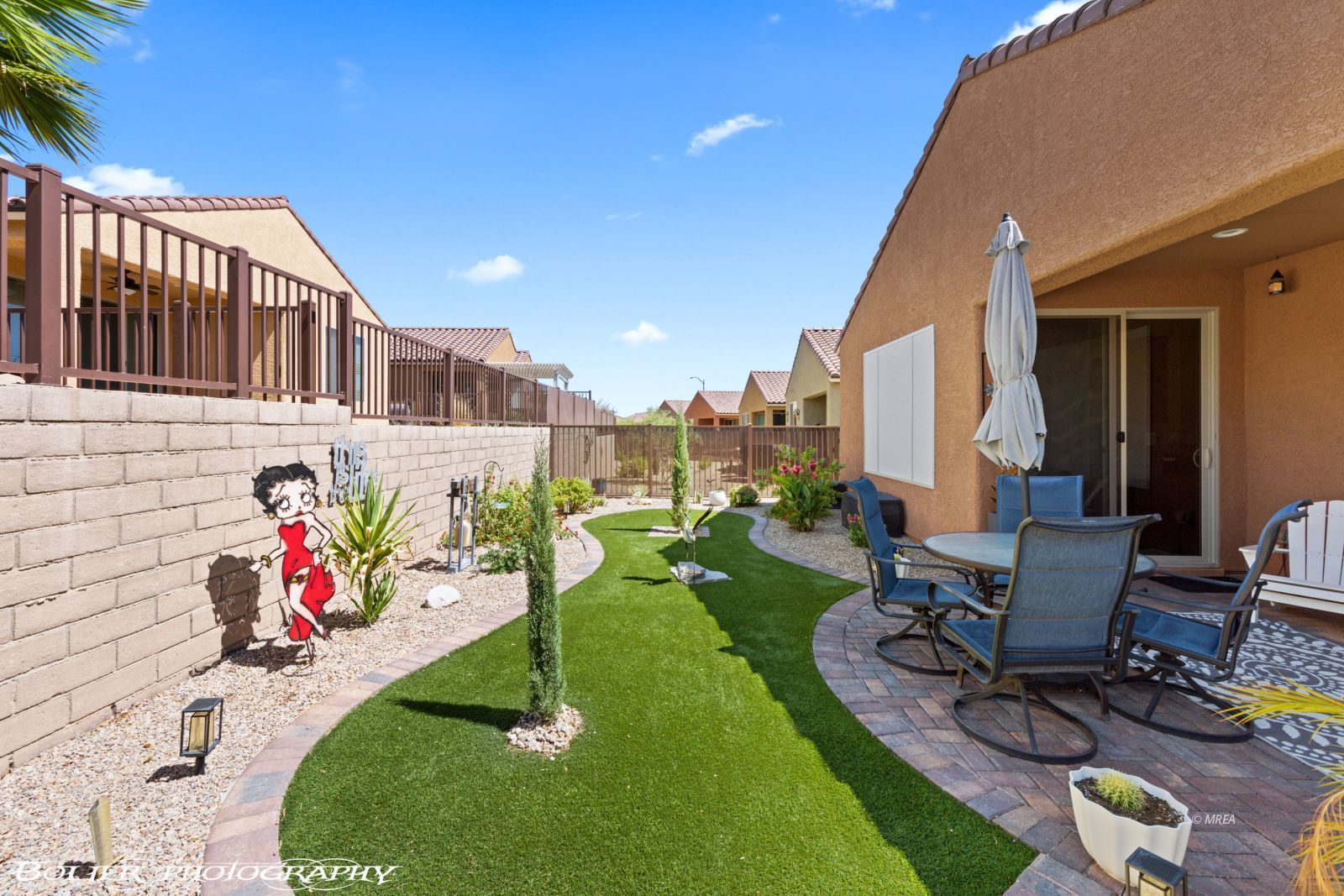 1135  Crestline Lane 