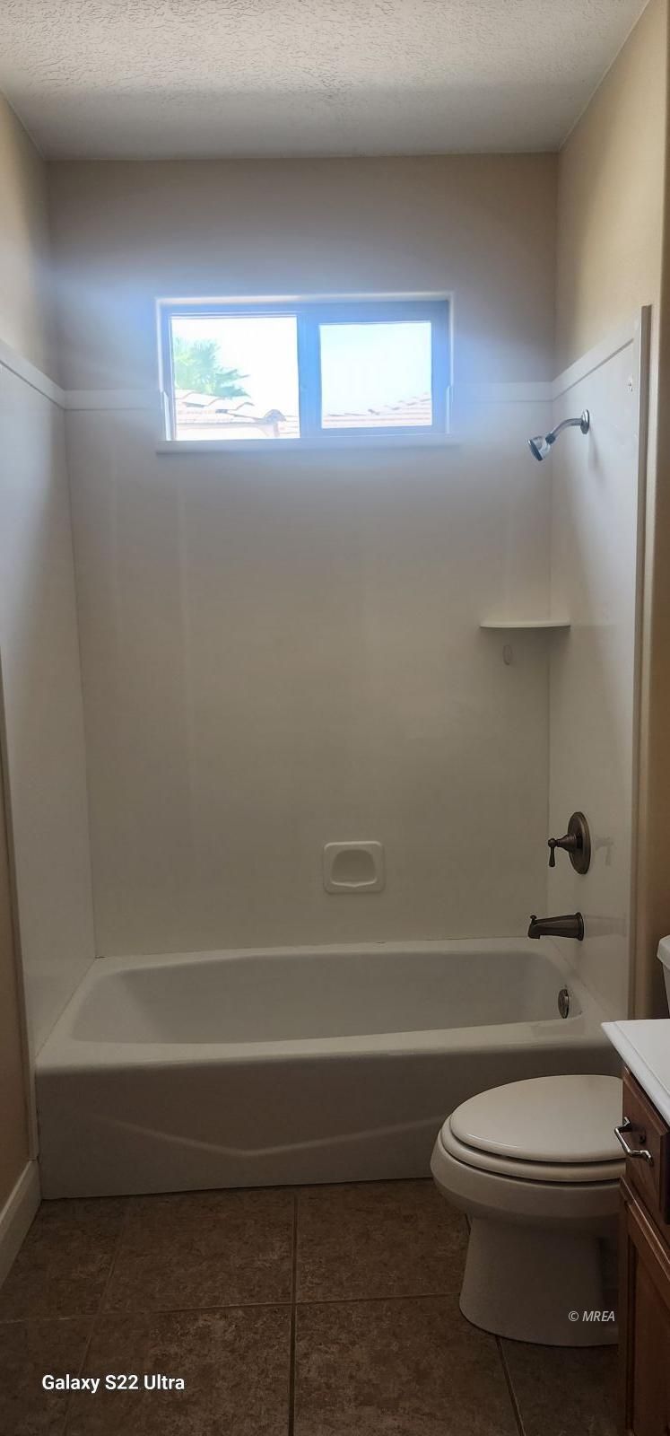 448  Highland View Ct