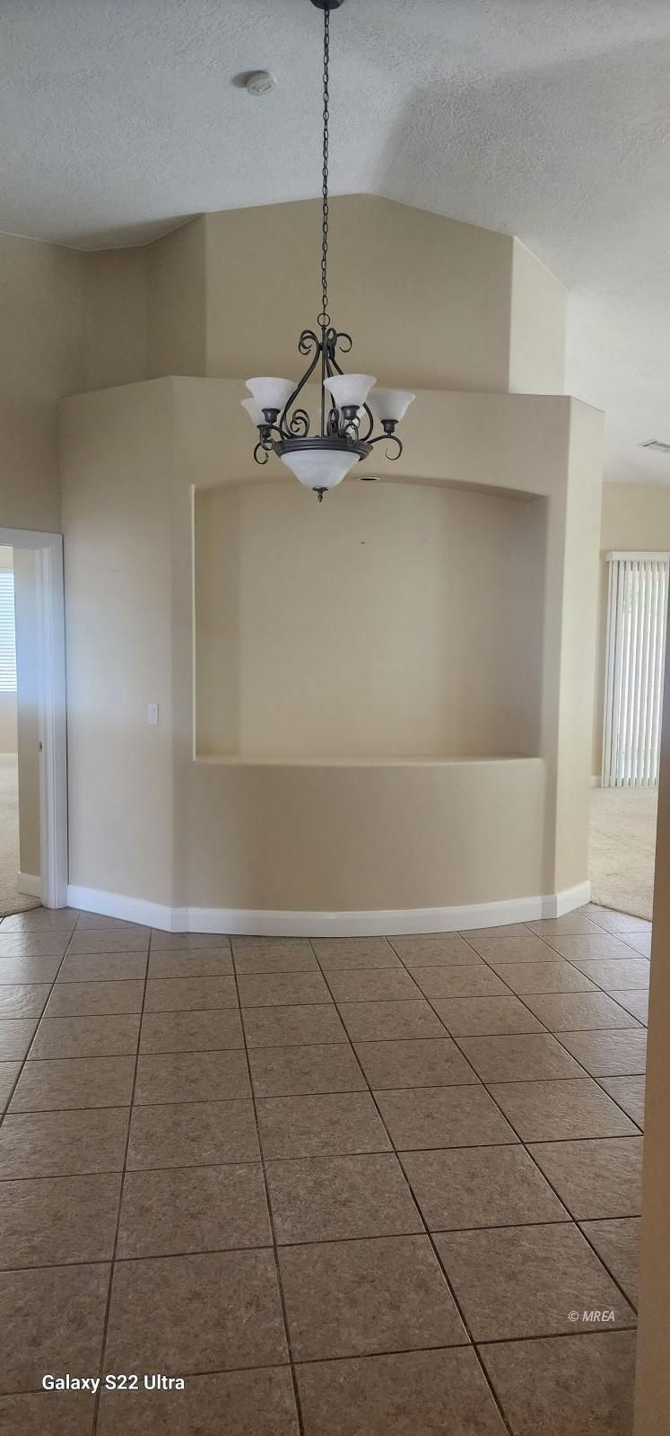 448  Highland View Ct