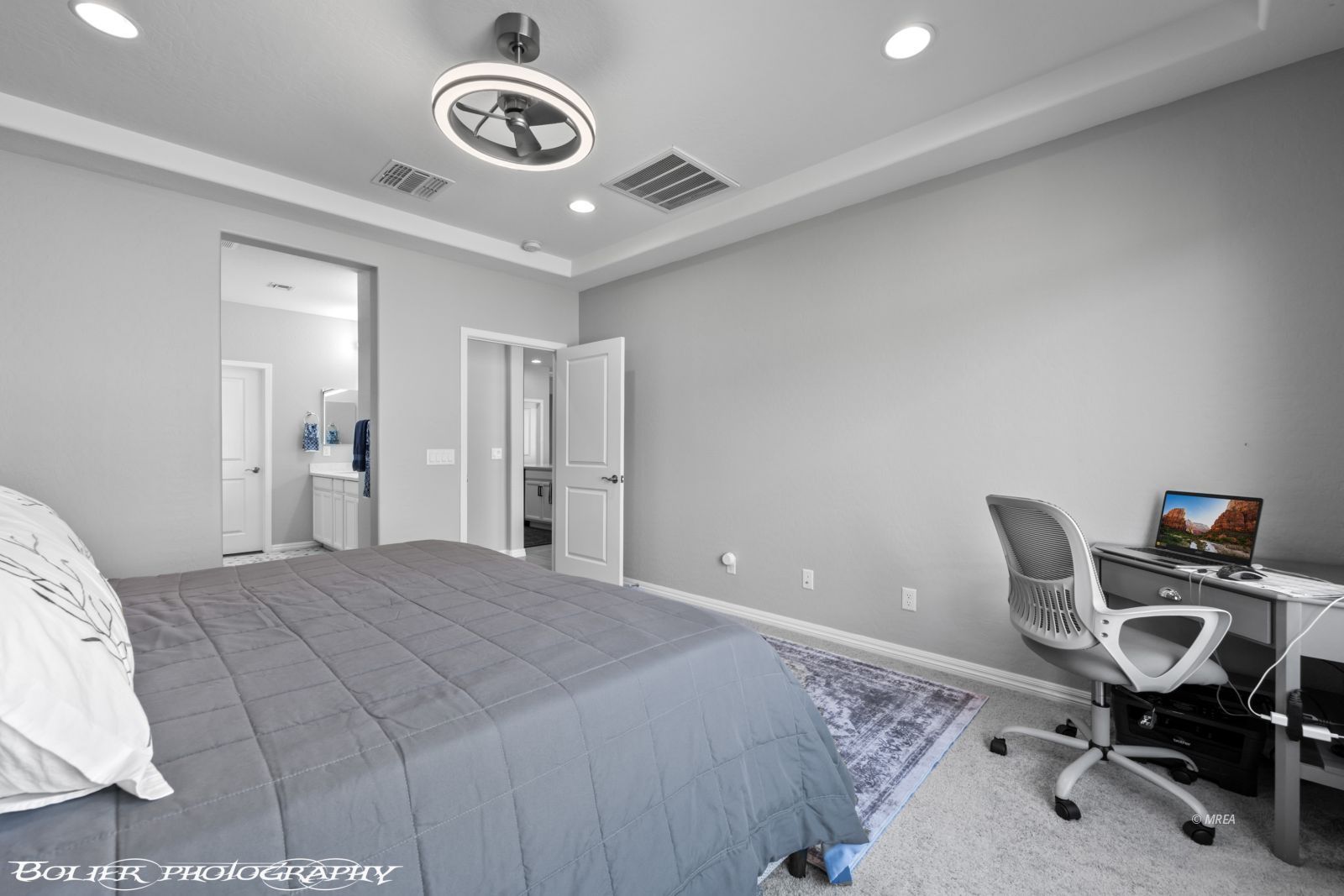 1069  Challenger Bluff 