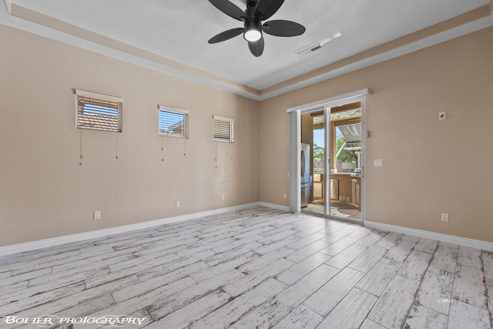 420  Sublimity Crest 