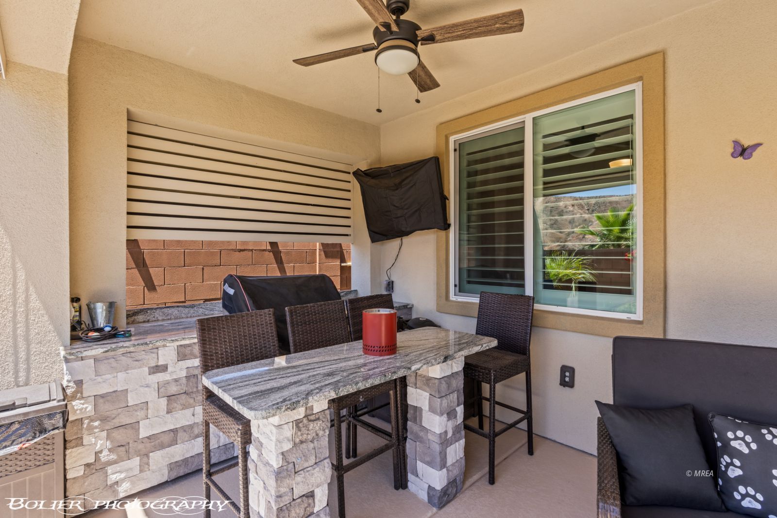 472  Paradise Valley Hts 