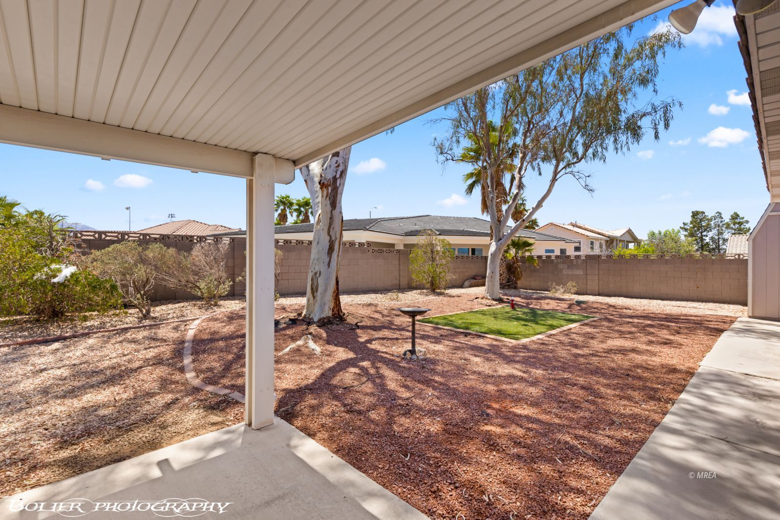 648  Valley View Dr