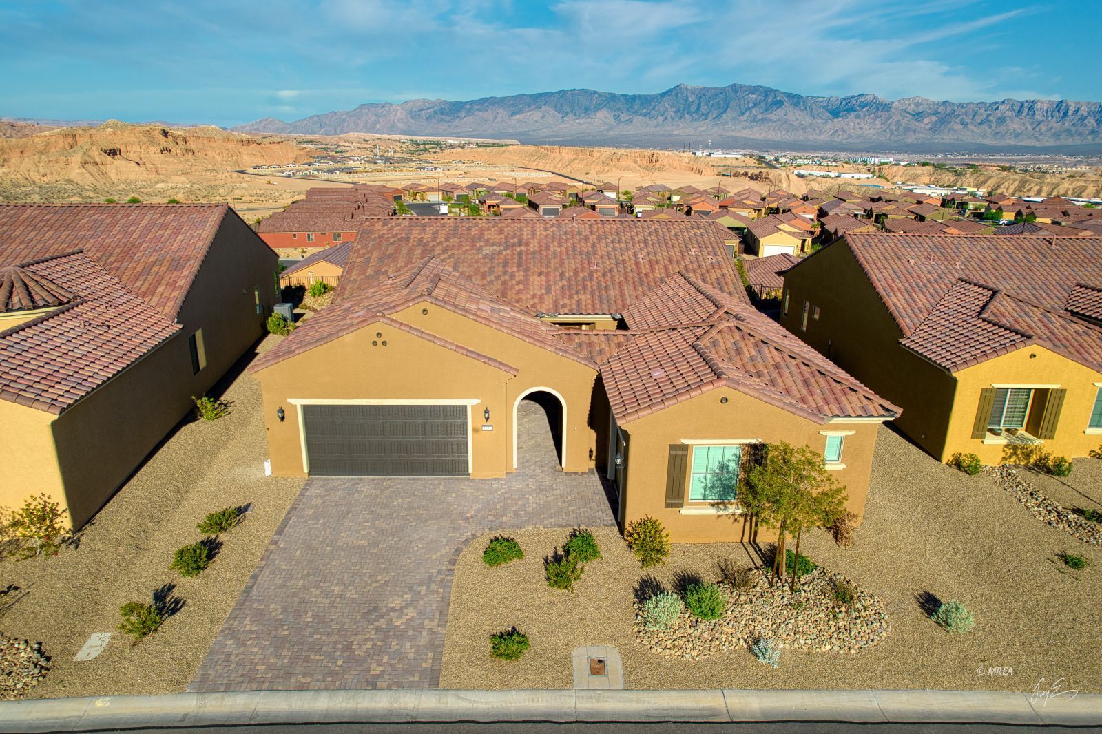 1130  Calico Ridge