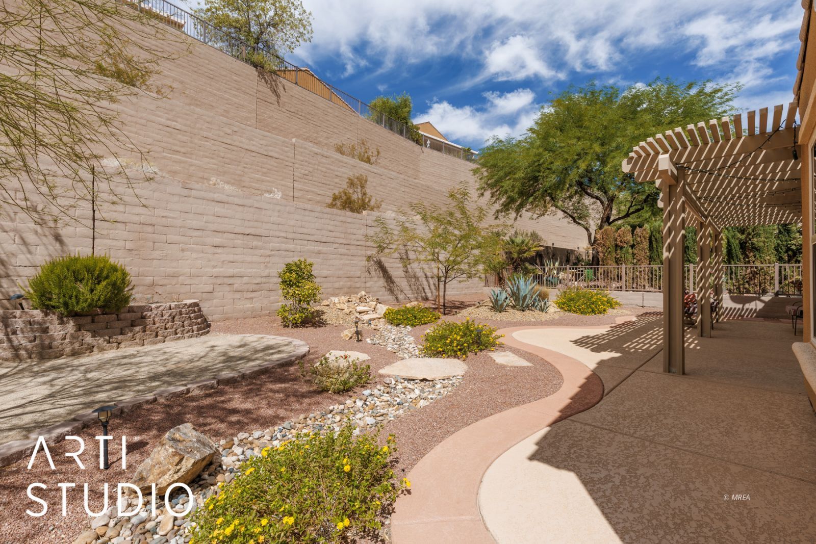 1019  Back Country Trl 