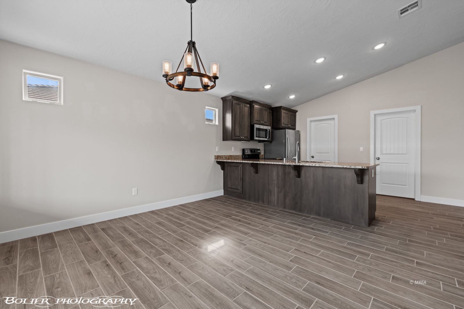 921  Shadow Hawk Ridge 