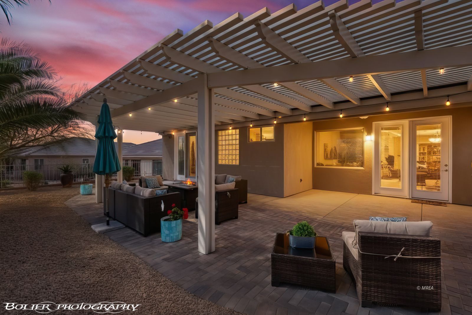 454  Highland View Ct