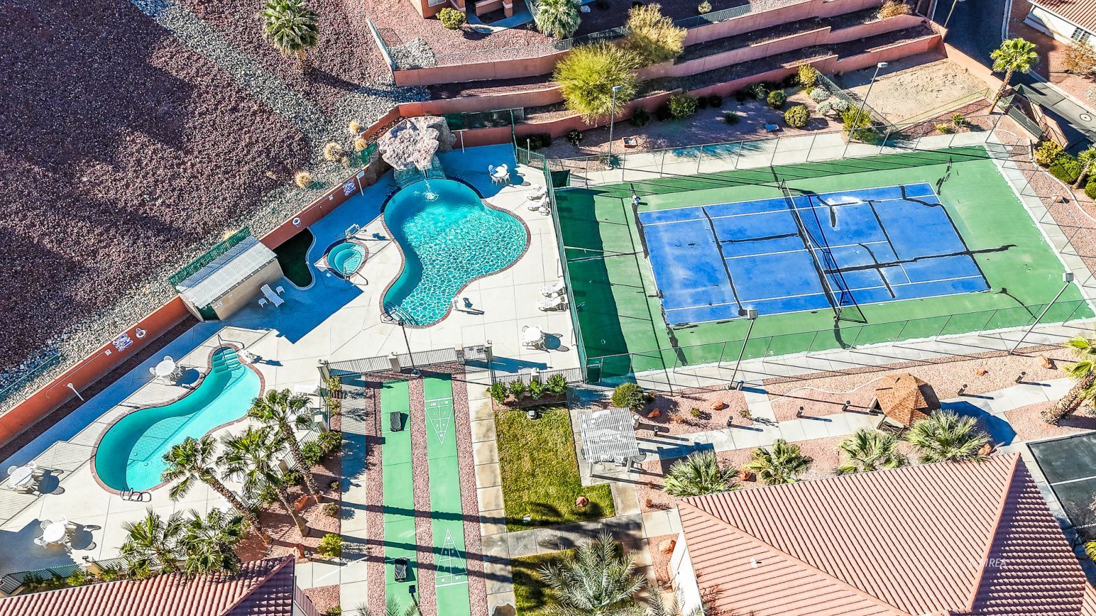 555  Highland Dr #219