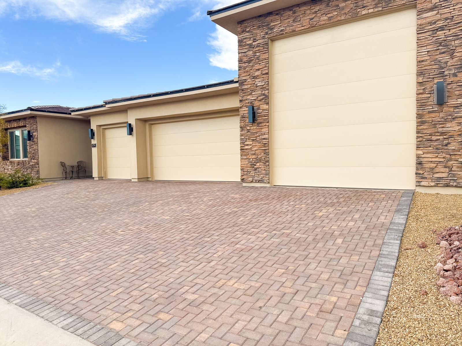 1574  Pomegranate Trail Dr