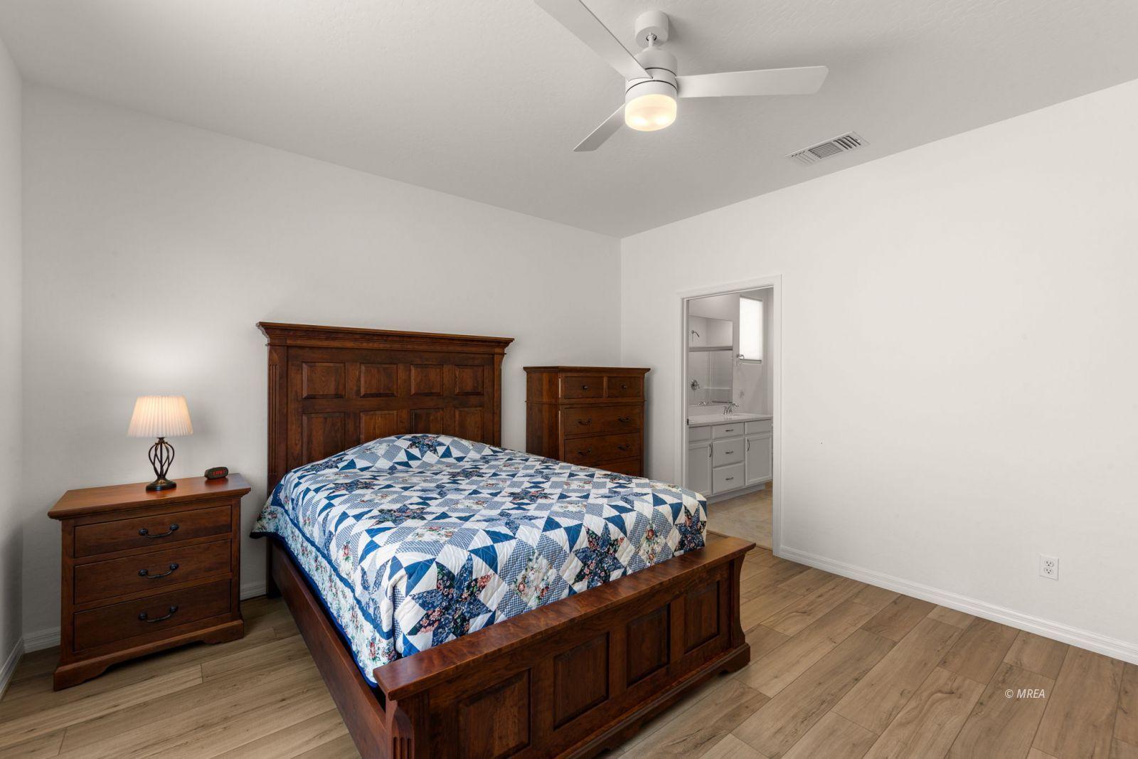 1481  Pin Cushion Rdg 