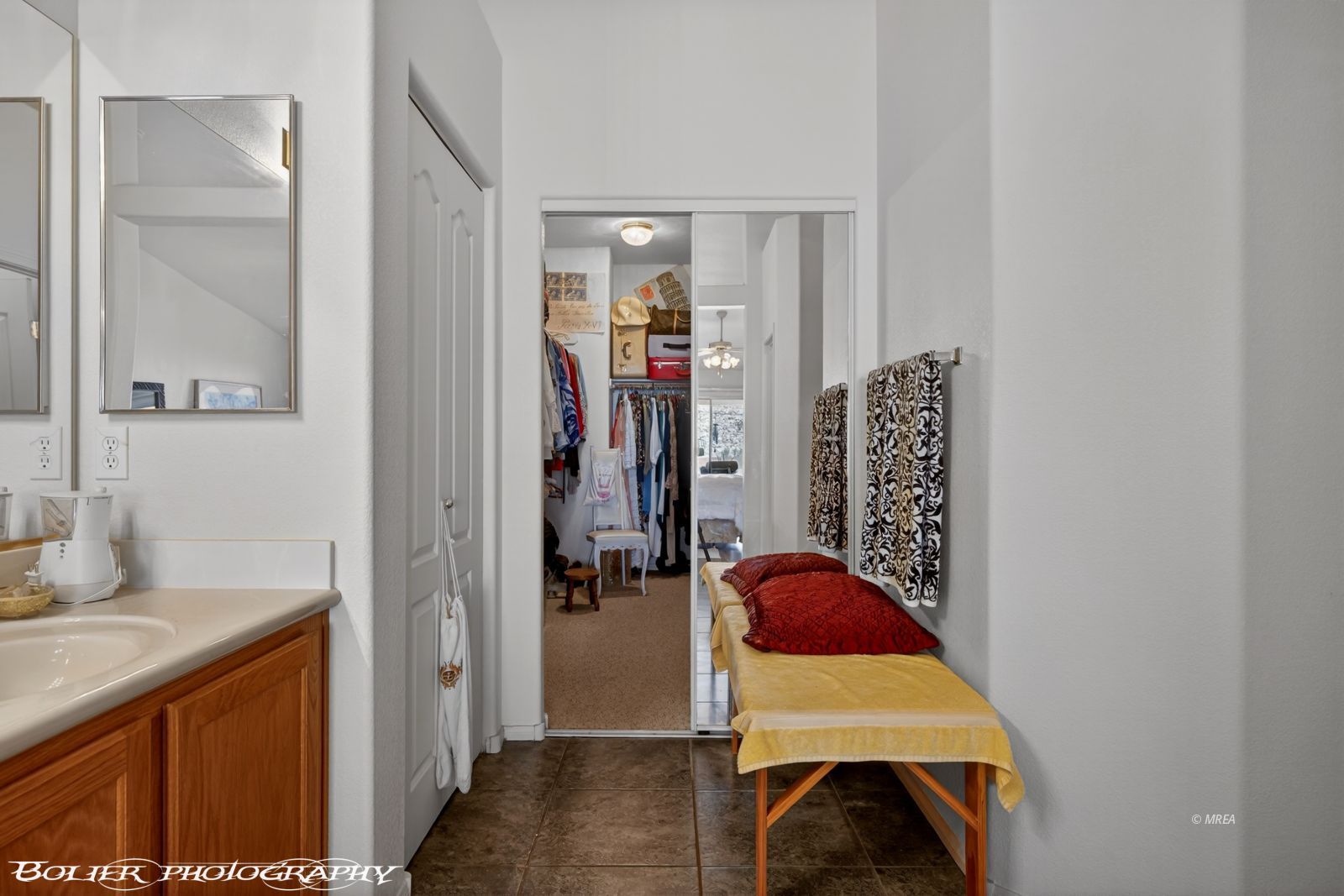 1181  Augusta Hills St