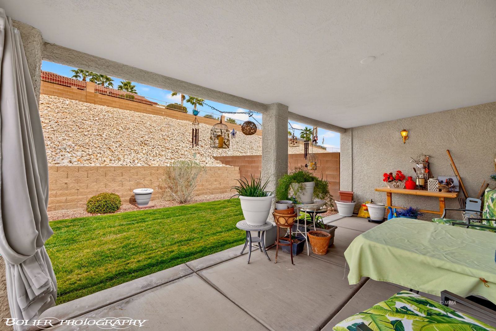 1181  Augusta Hills St