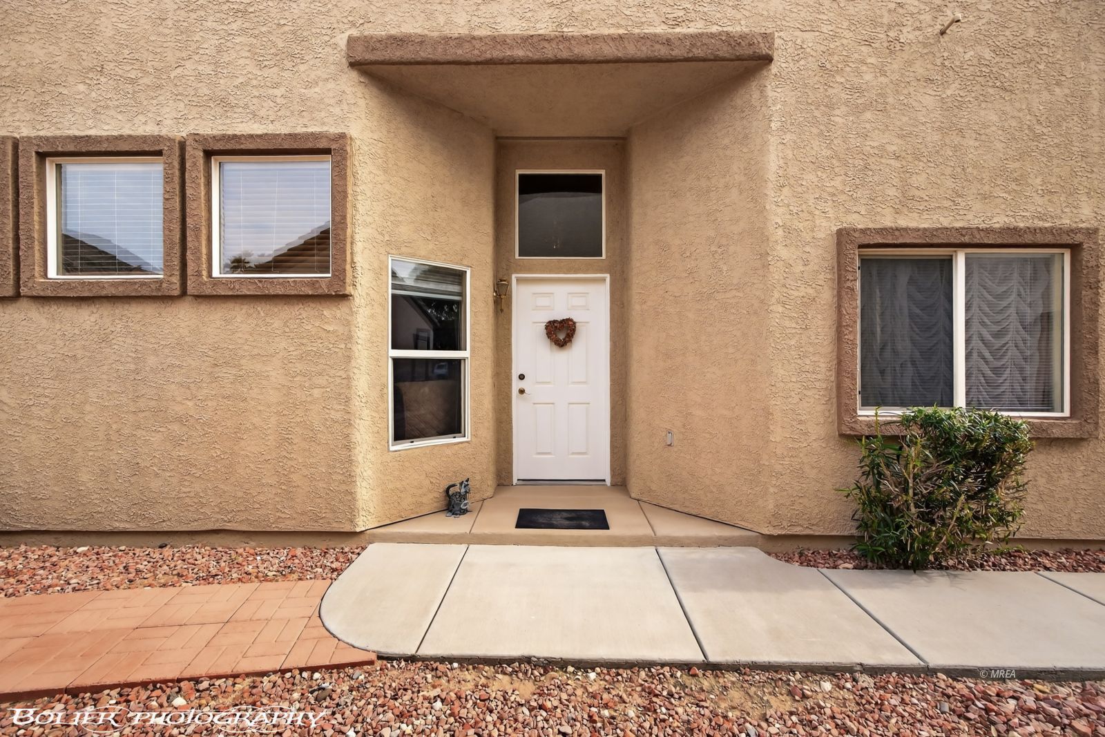 1181  Augusta Hills St