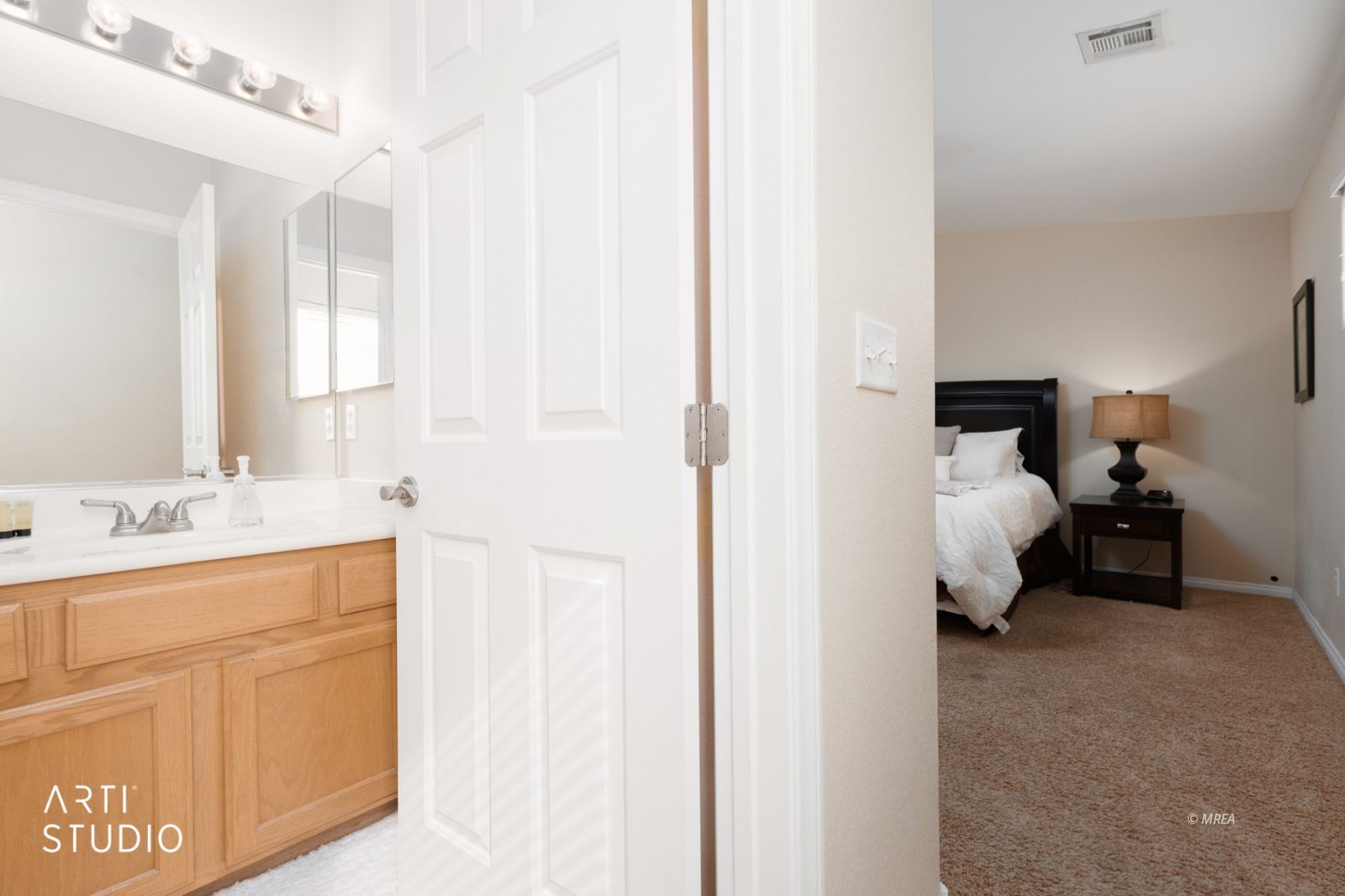 890  Kitty Hawk Dr #123