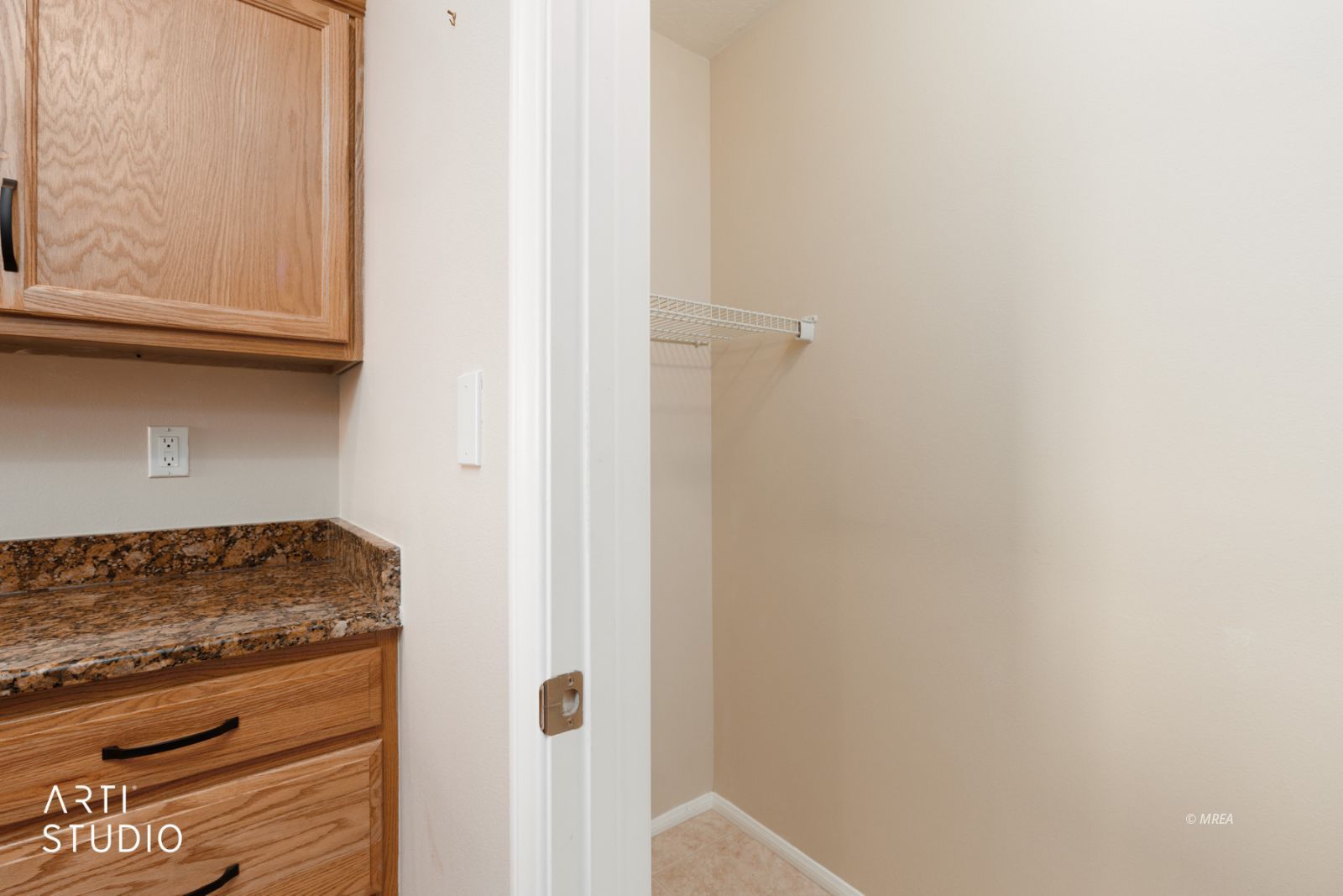 470  Turtle Back Road  #11D (1