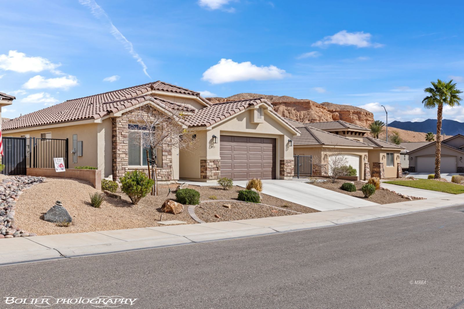 921  Shadow Hawk Ridge 