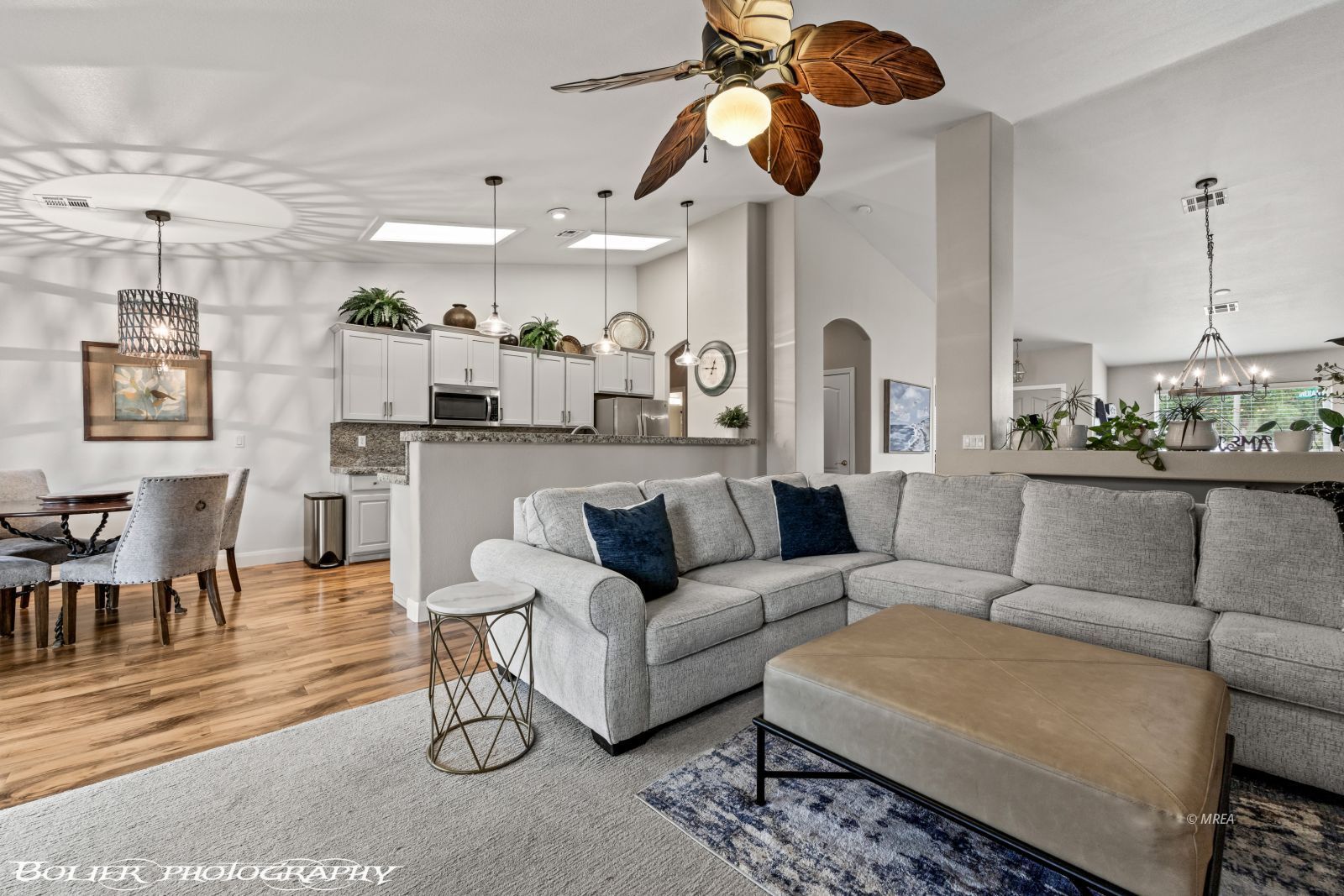 1231  Indian Wells Rd