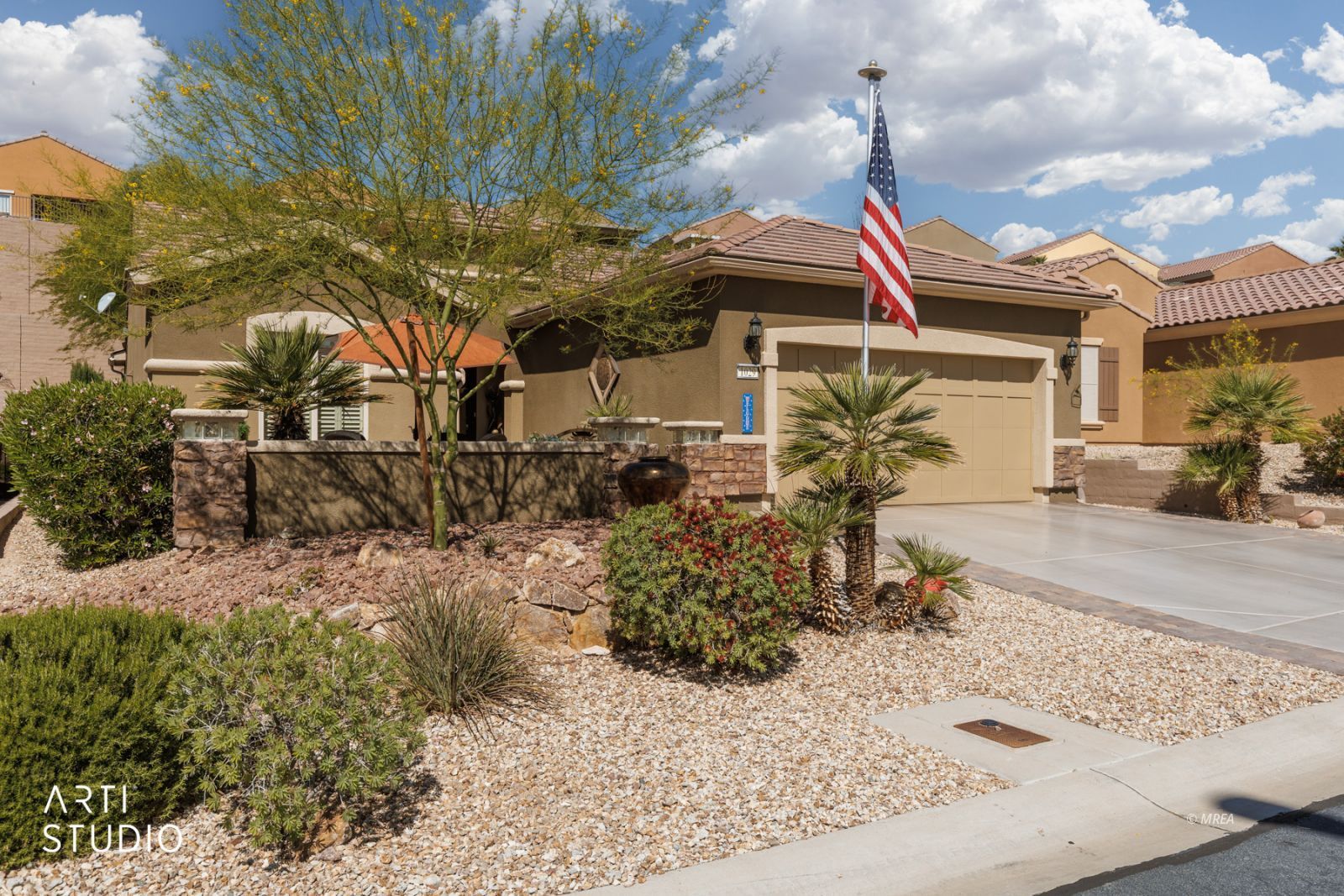 1029  Back Country Trl 