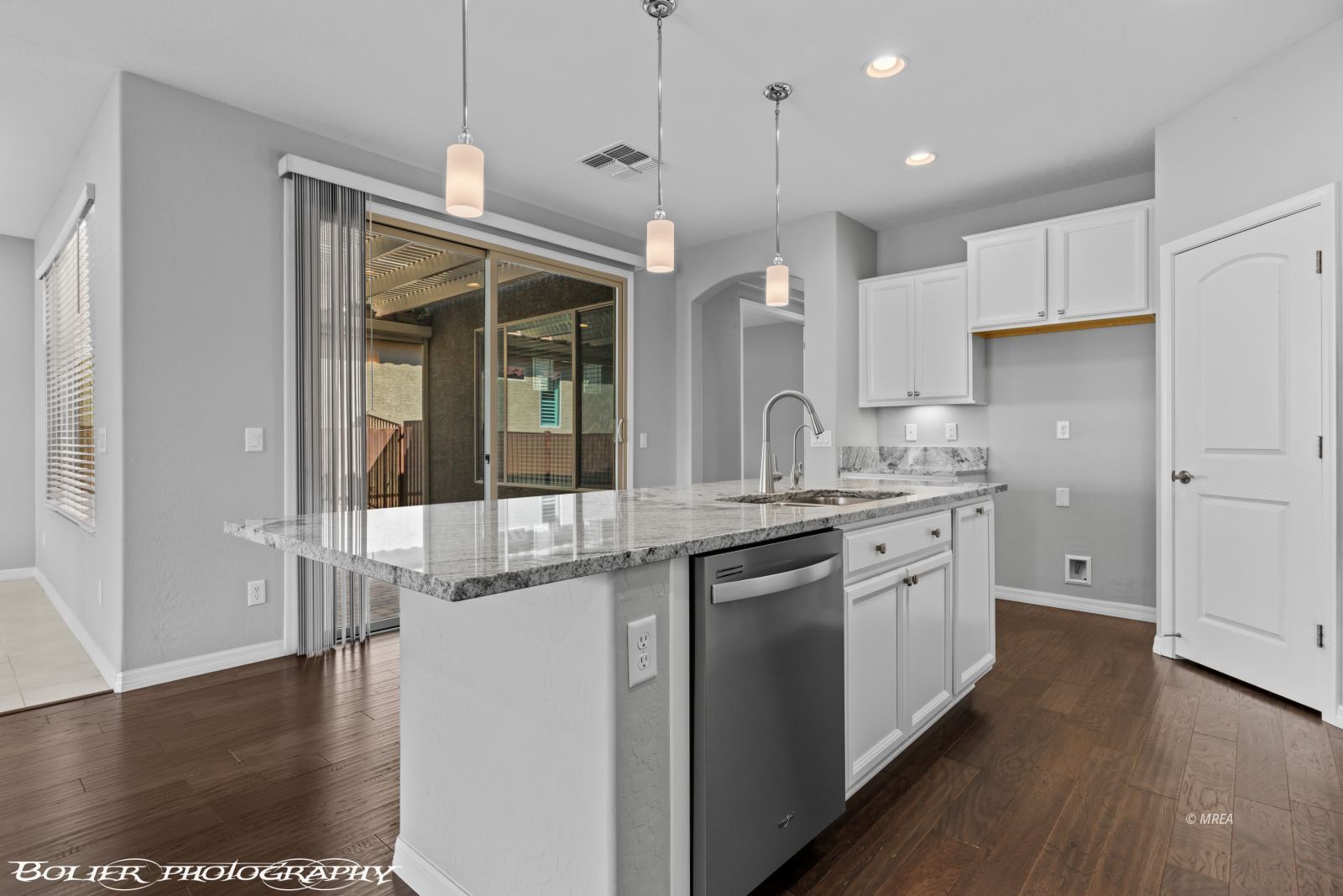 901  Emerald Pool Bluff 