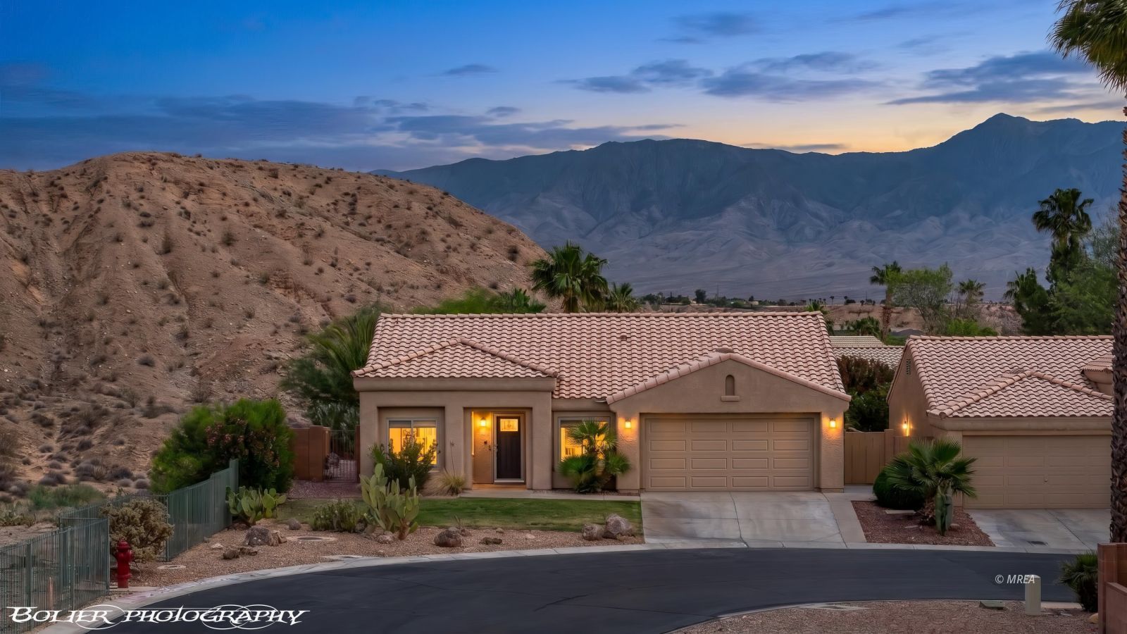 998  Opal St