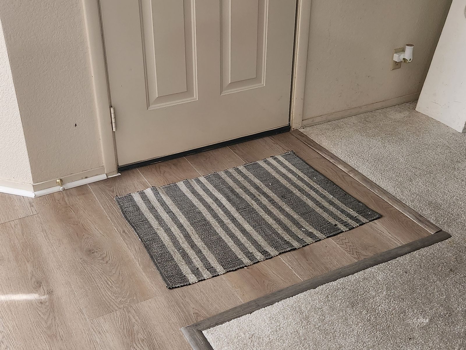 893  Mesquite Springs Dr #202