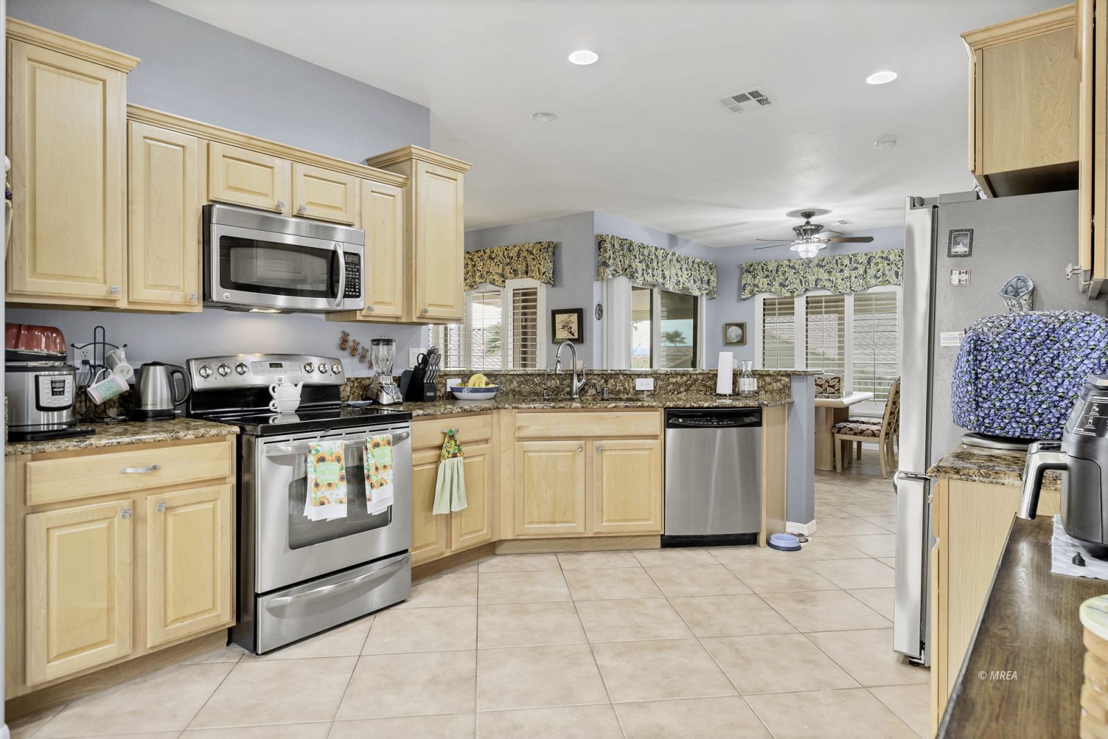 1385  Saddle Horn Ct