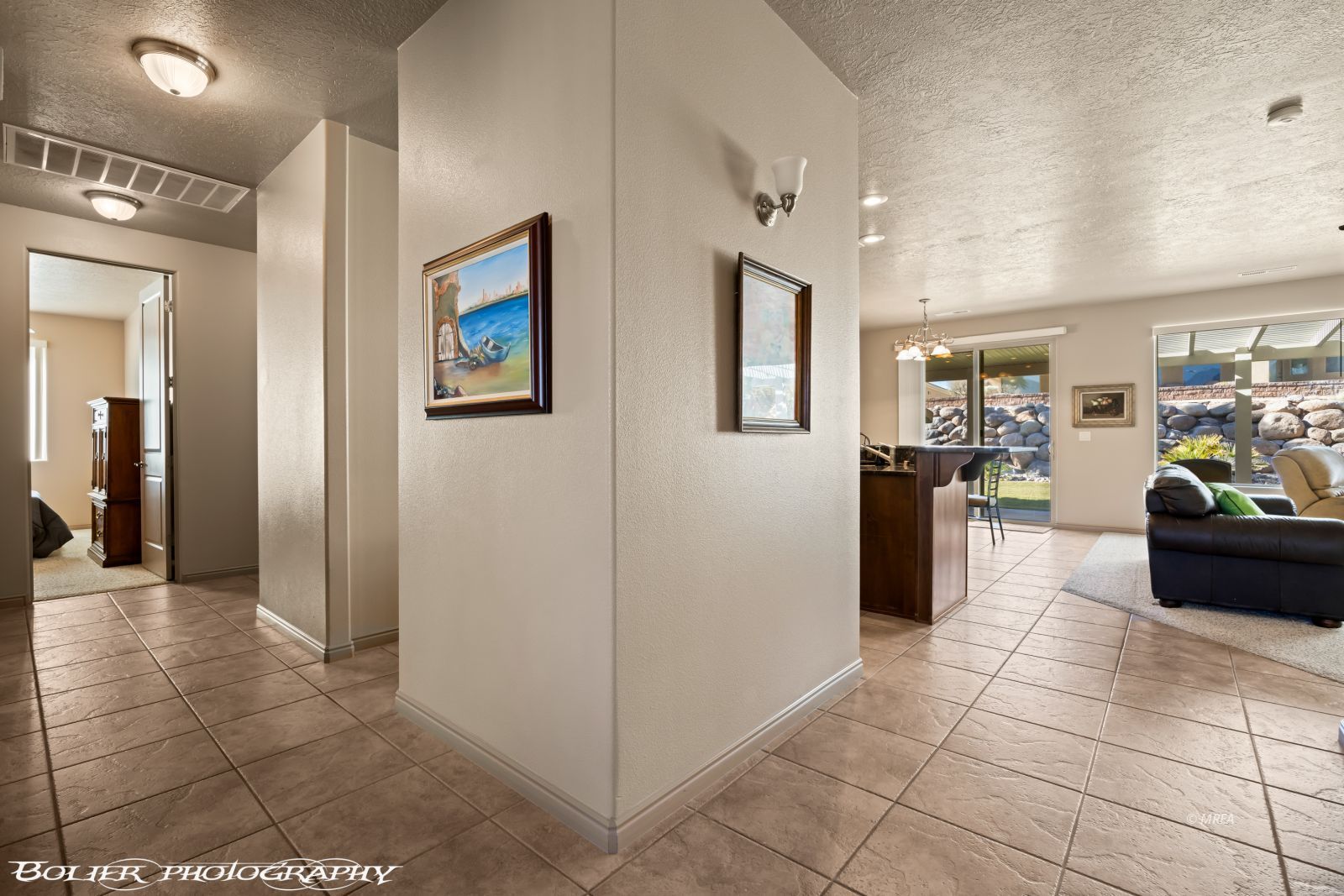 1389  Vista Del Ciudad Dr 