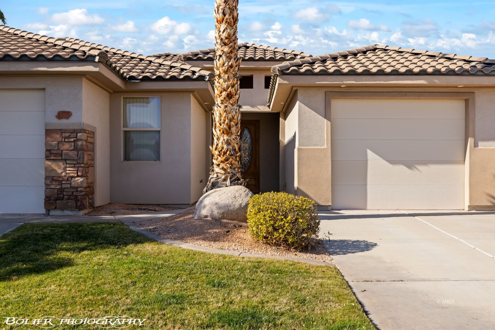 1389  Vista Del Ciudad Dr 