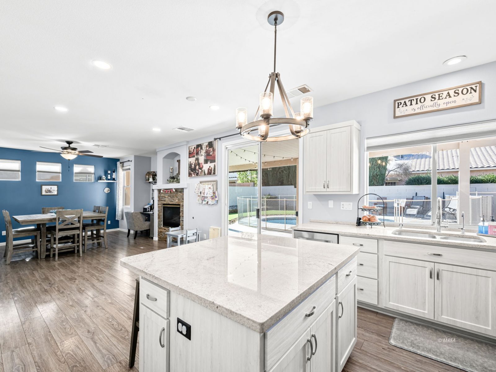 2199  Maple Shade St