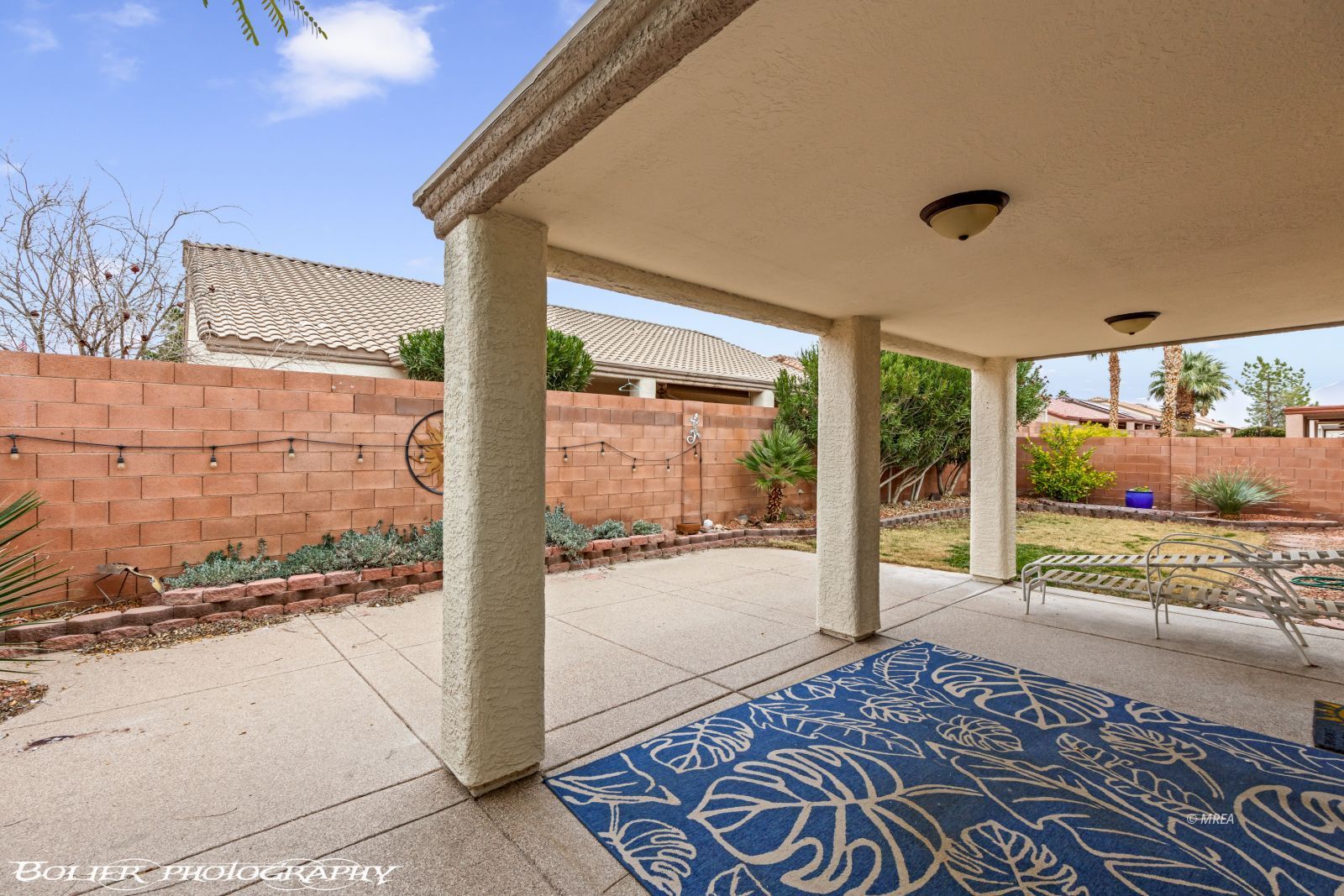 1231  Indian Wells Rd