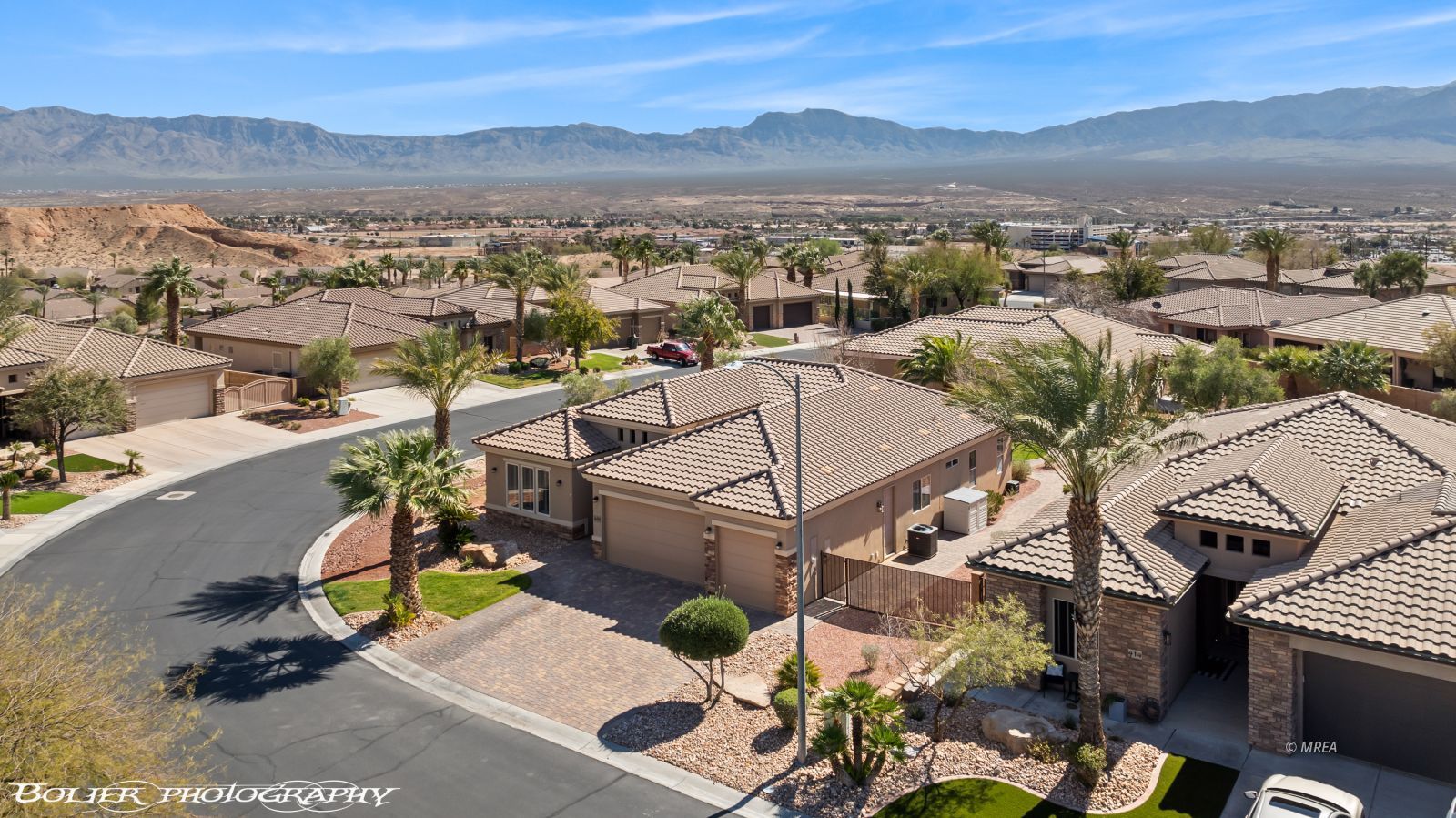 408  Sublimity Crest 