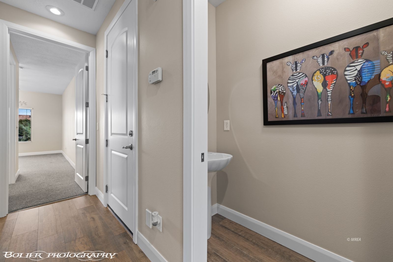 454  Highland View Ct