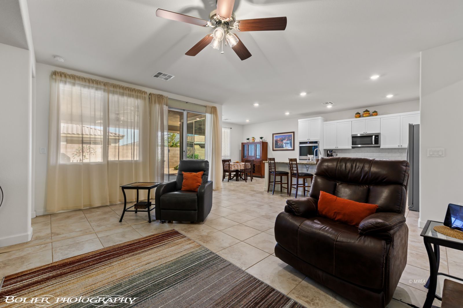 469  Paradise Valley Heights 