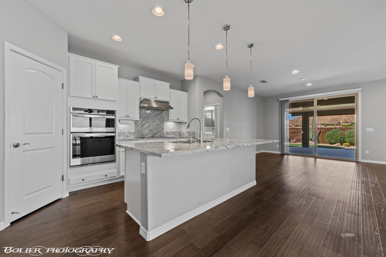 901  Emerald Pool Bluff 