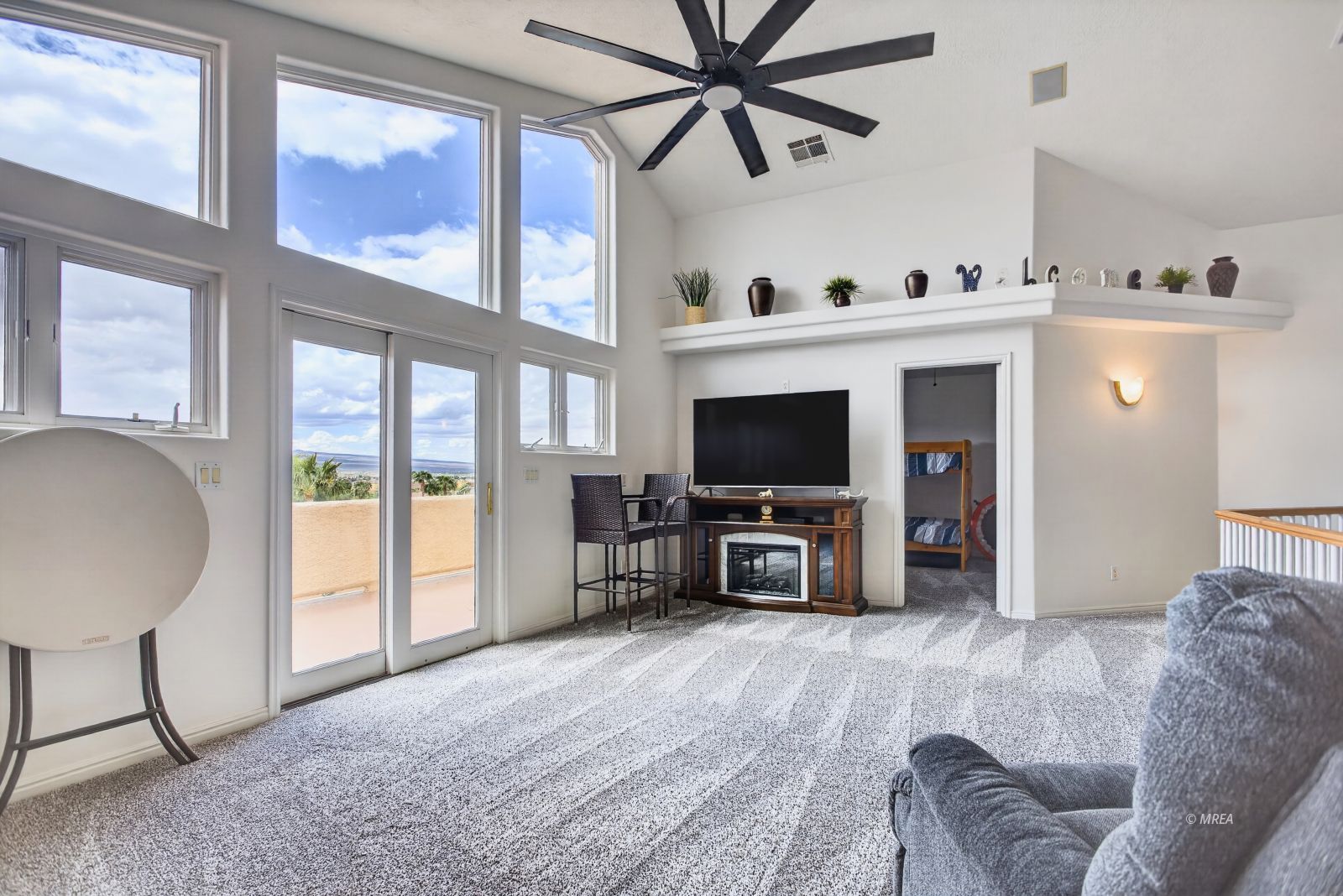 414  Crystal Canyon Dr