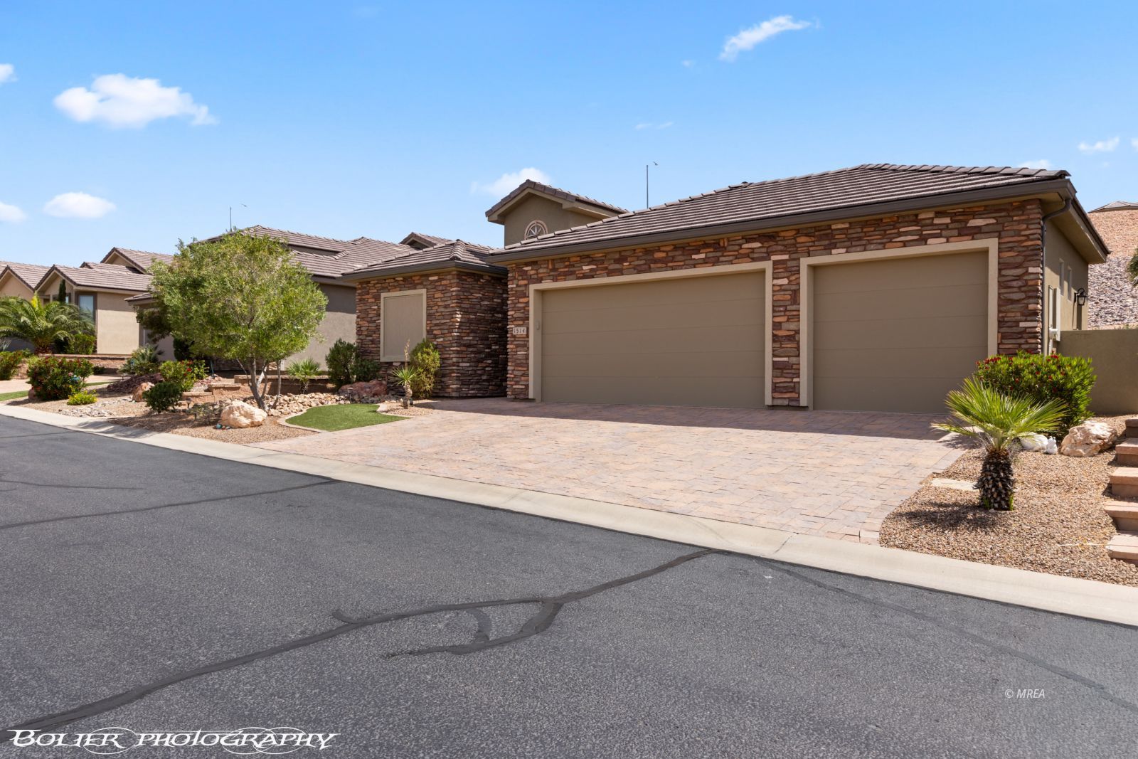 1514  Royal Vista Ln