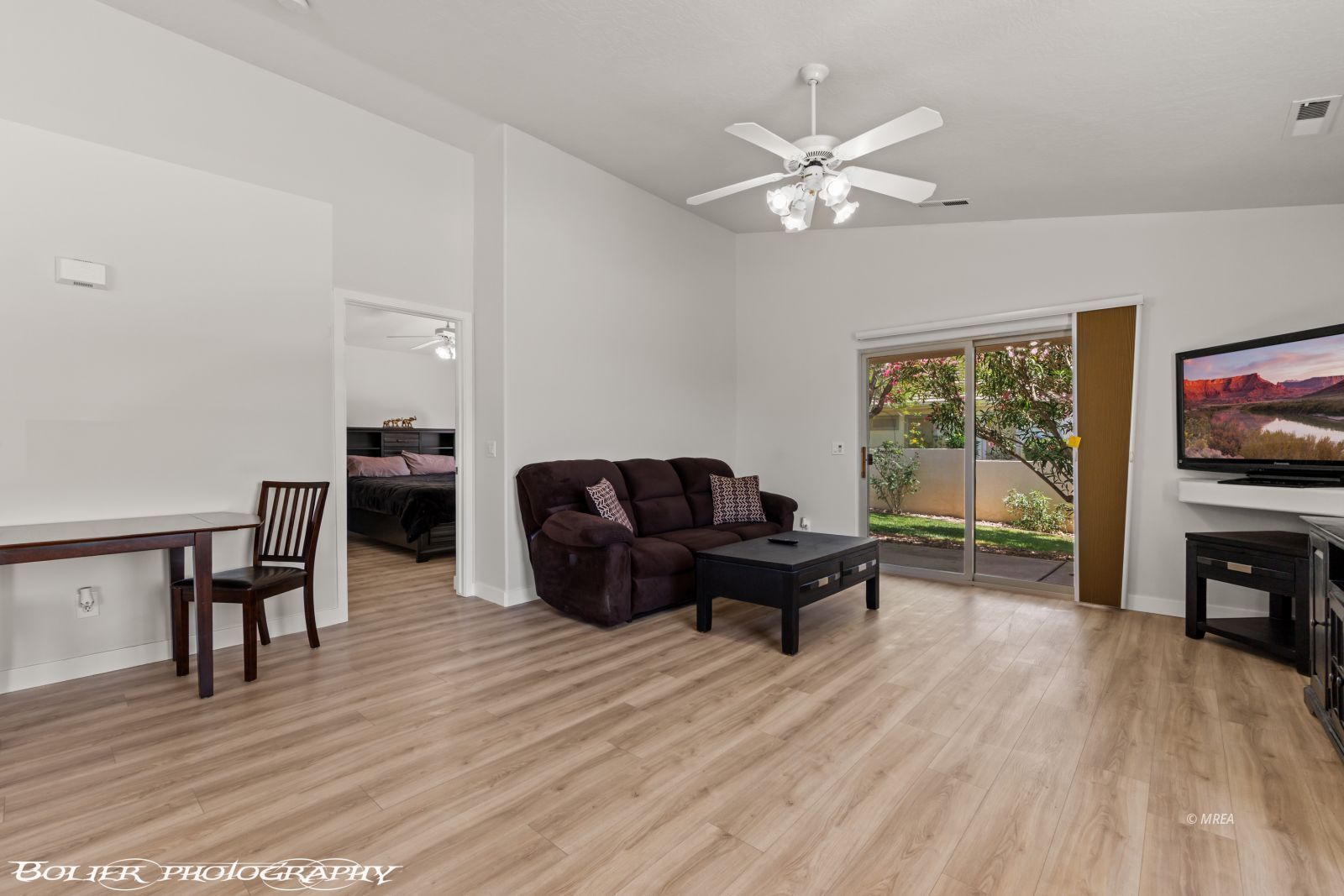 400  Paradise Pkwy  #113