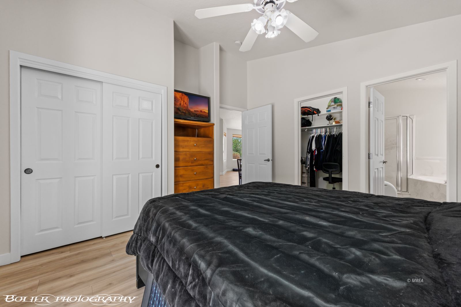 400  Paradise Pkwy  #113